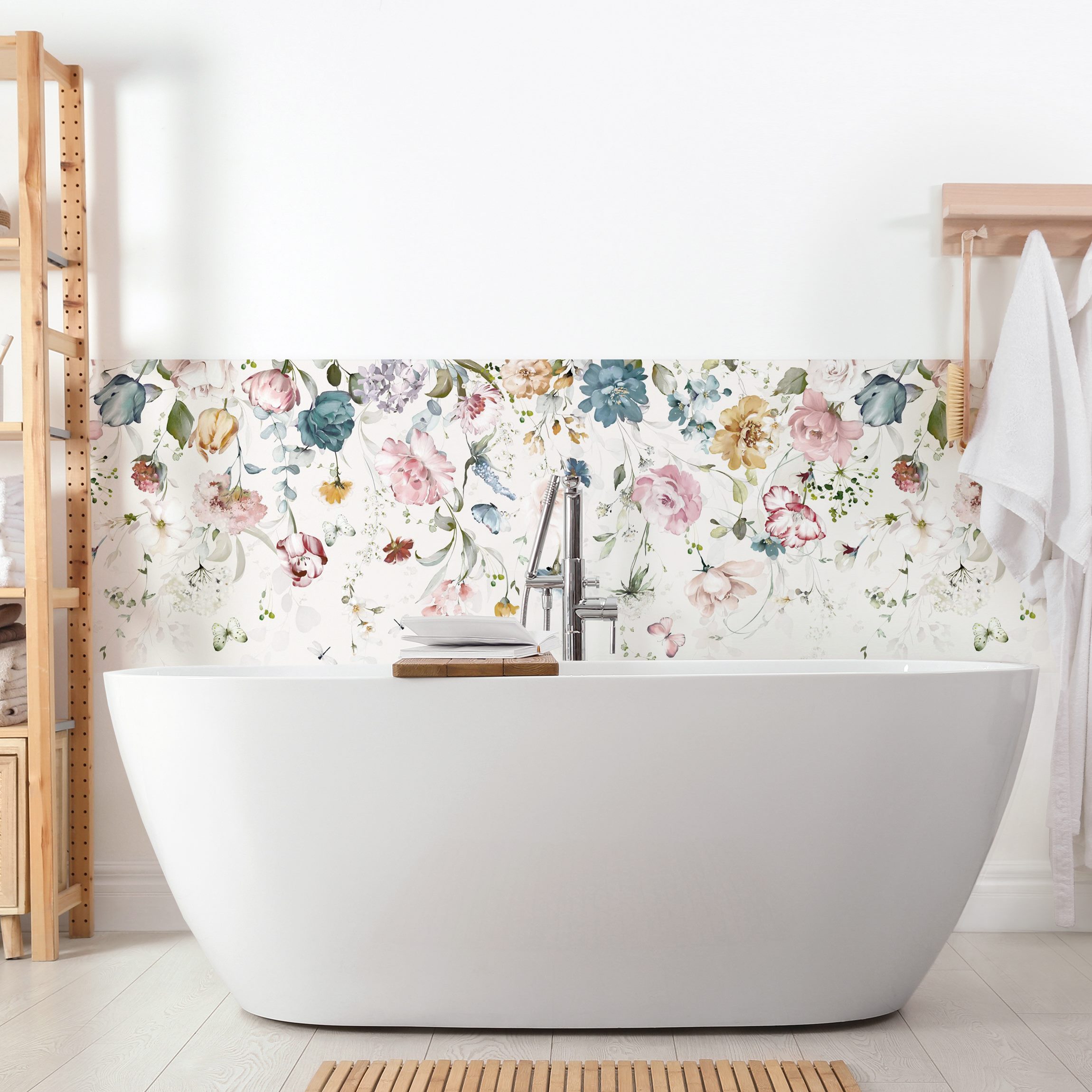 Wandverkleidung Bad Rankende Blumen mit Schmetterlingen Aquarell