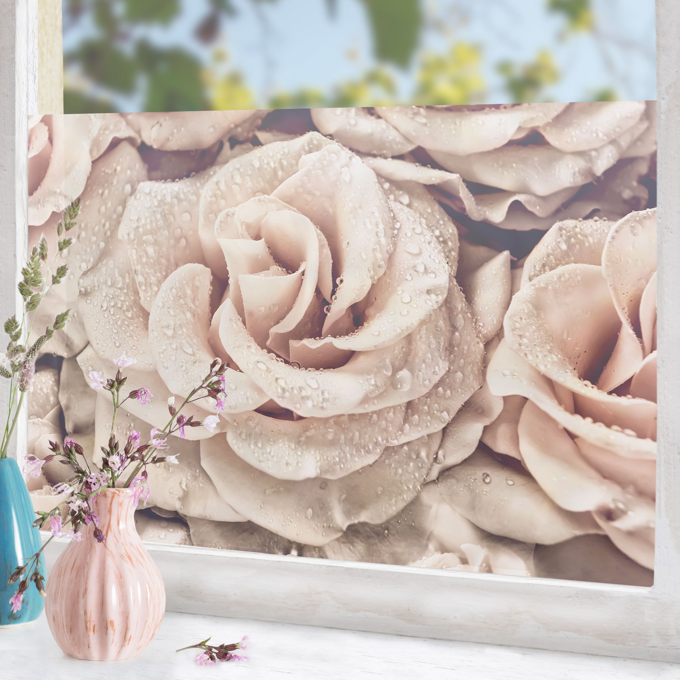 Fensterfolie Rosen Sepia mit Wassertropfen