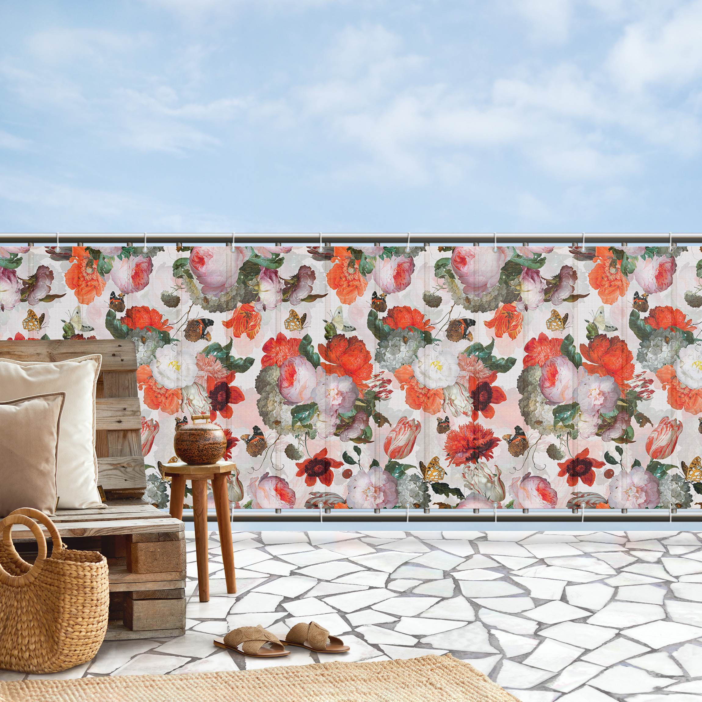 Balkon Sichtschutz Rote Blumen mit Schmetterlingen