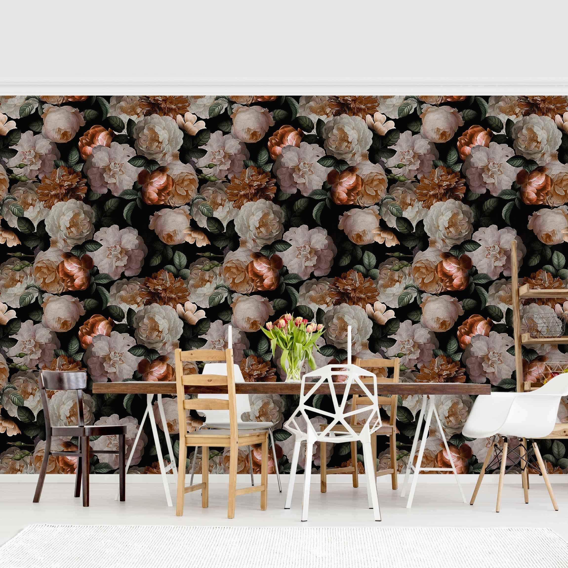 Mustertapete Rote Rosen mit Weißen Rosen