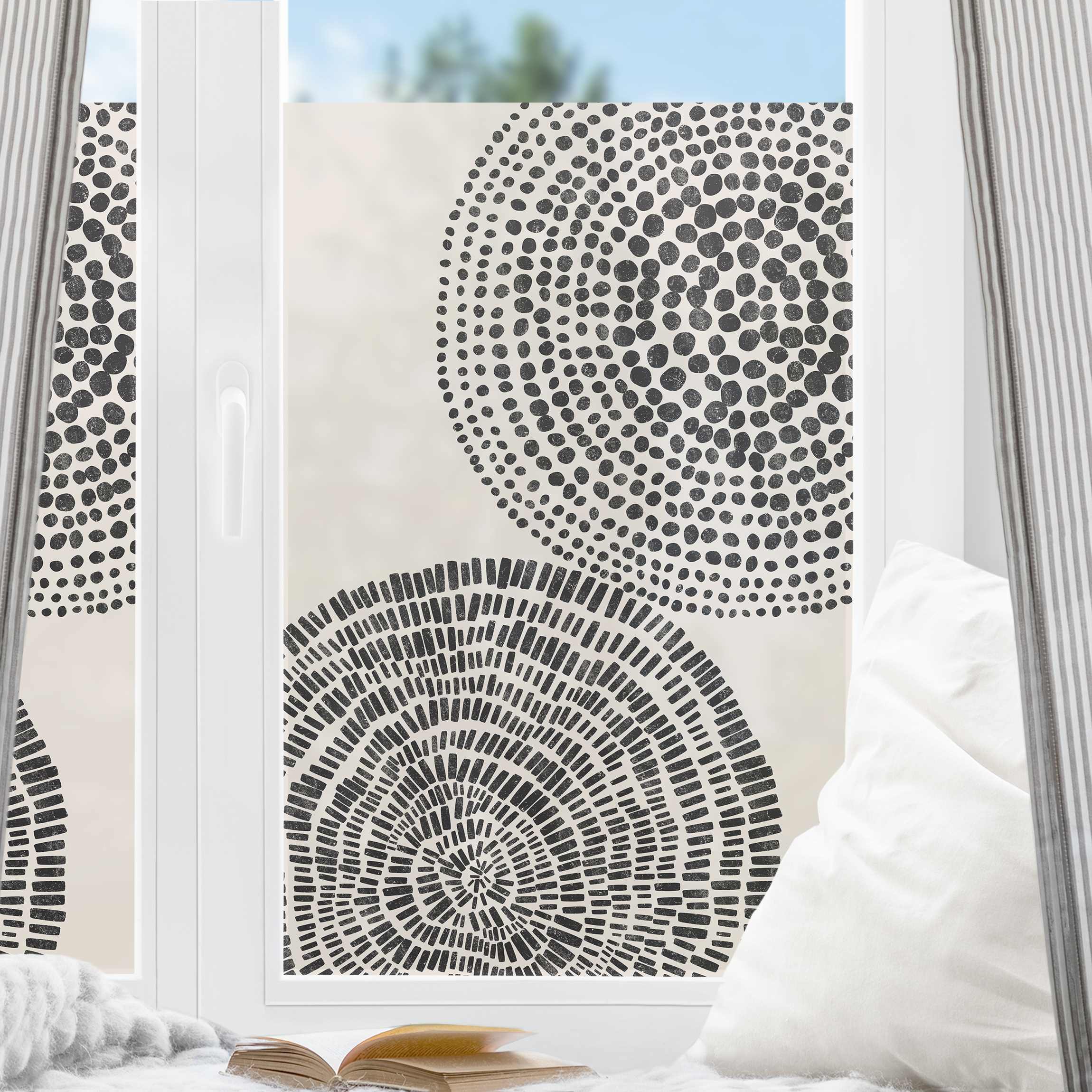 Fensterfolie Schwarze Kreise III