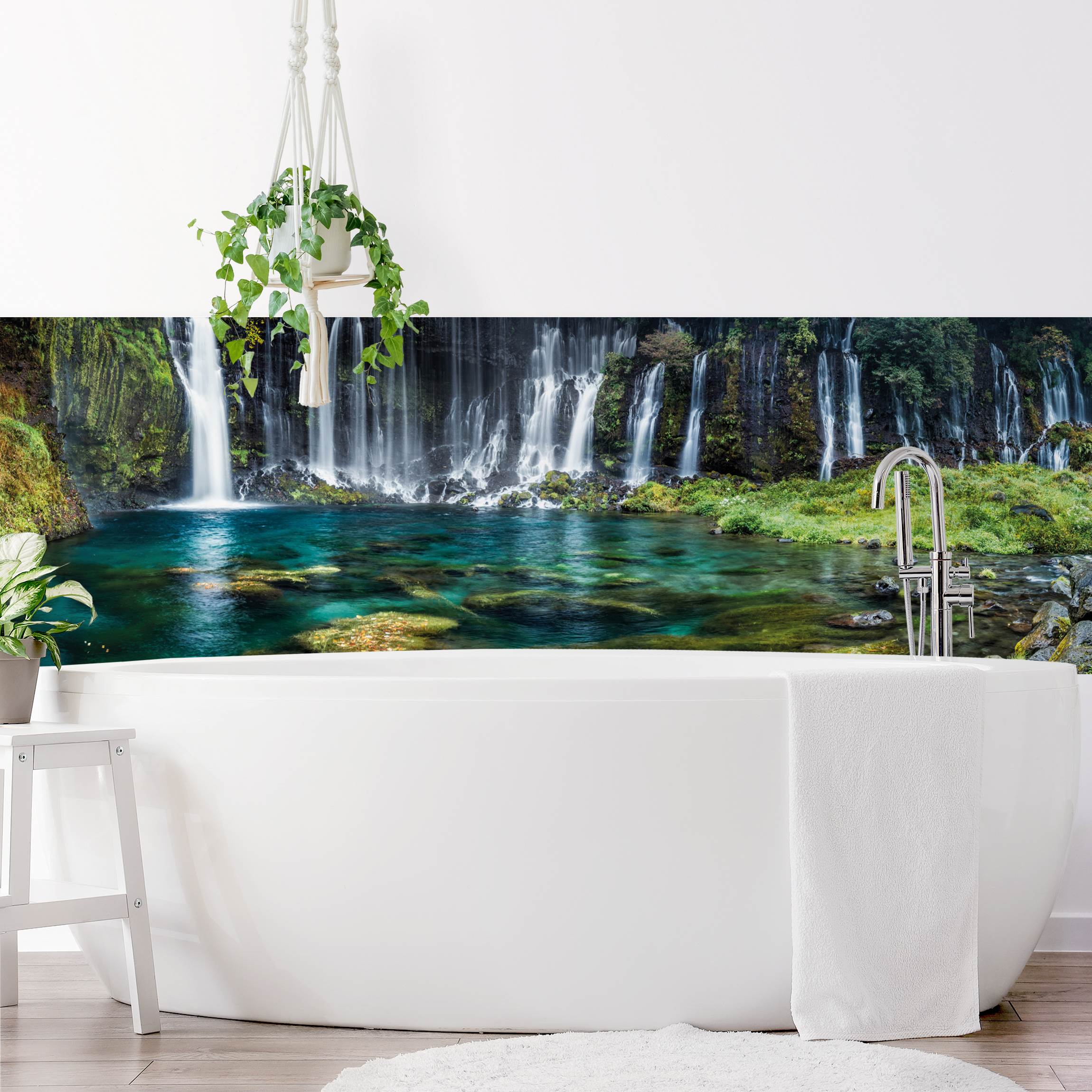 Wandverkleidung Bad Shiraito Wasserfall