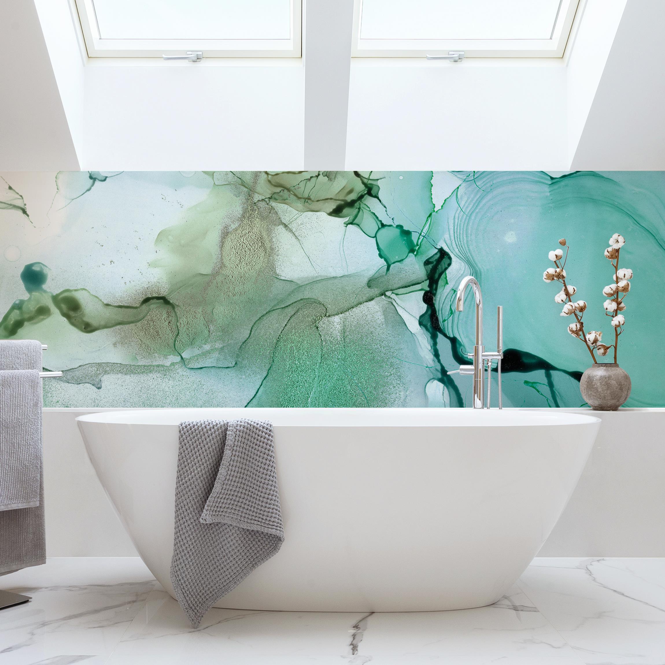 Wandverkleidung Bad Smaragdfarbener Sturm