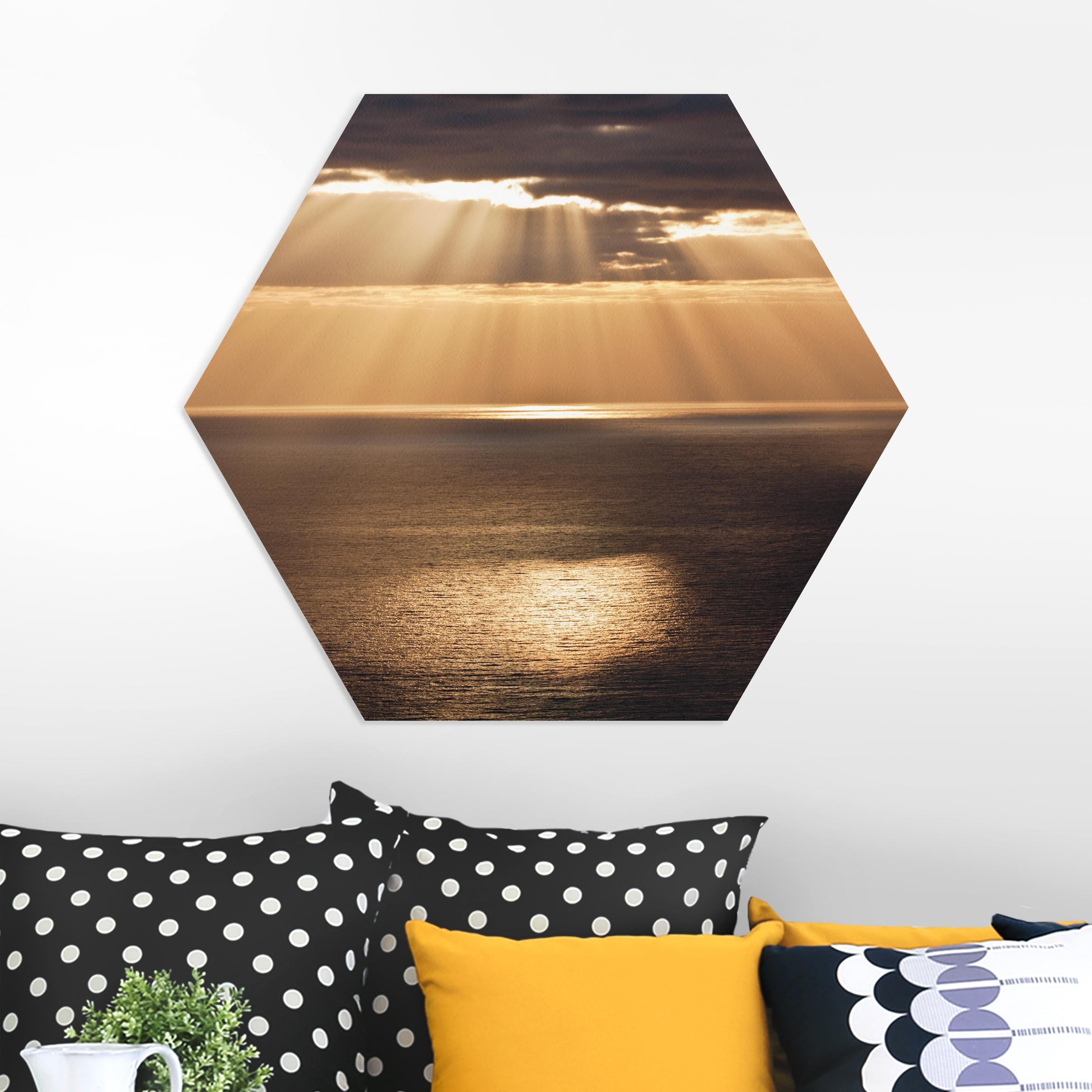 Hexagon-Forexbild Sonnenstrahlen über dem Meer