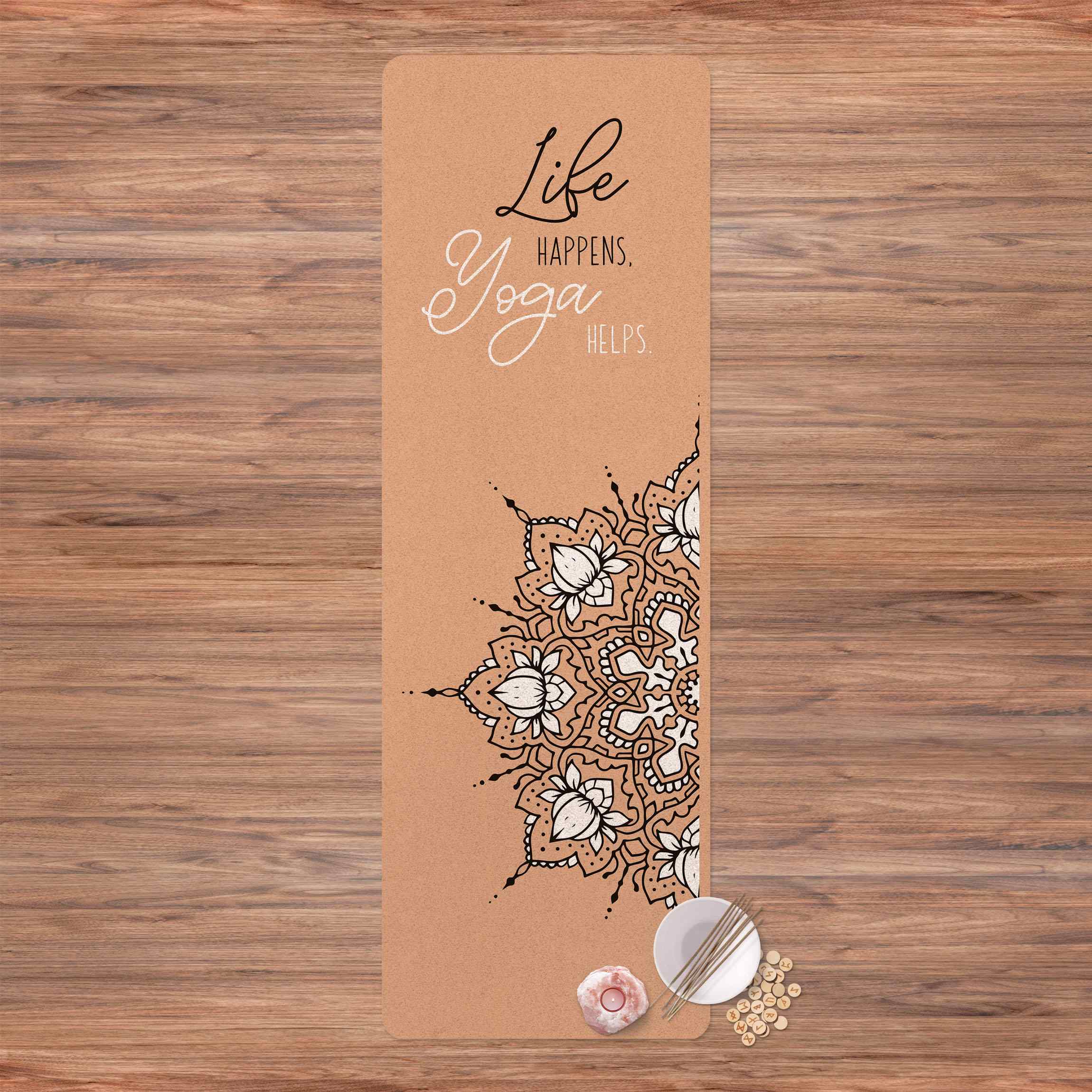 Yogamatte Kork Spruch Life Happens Yoga Helps