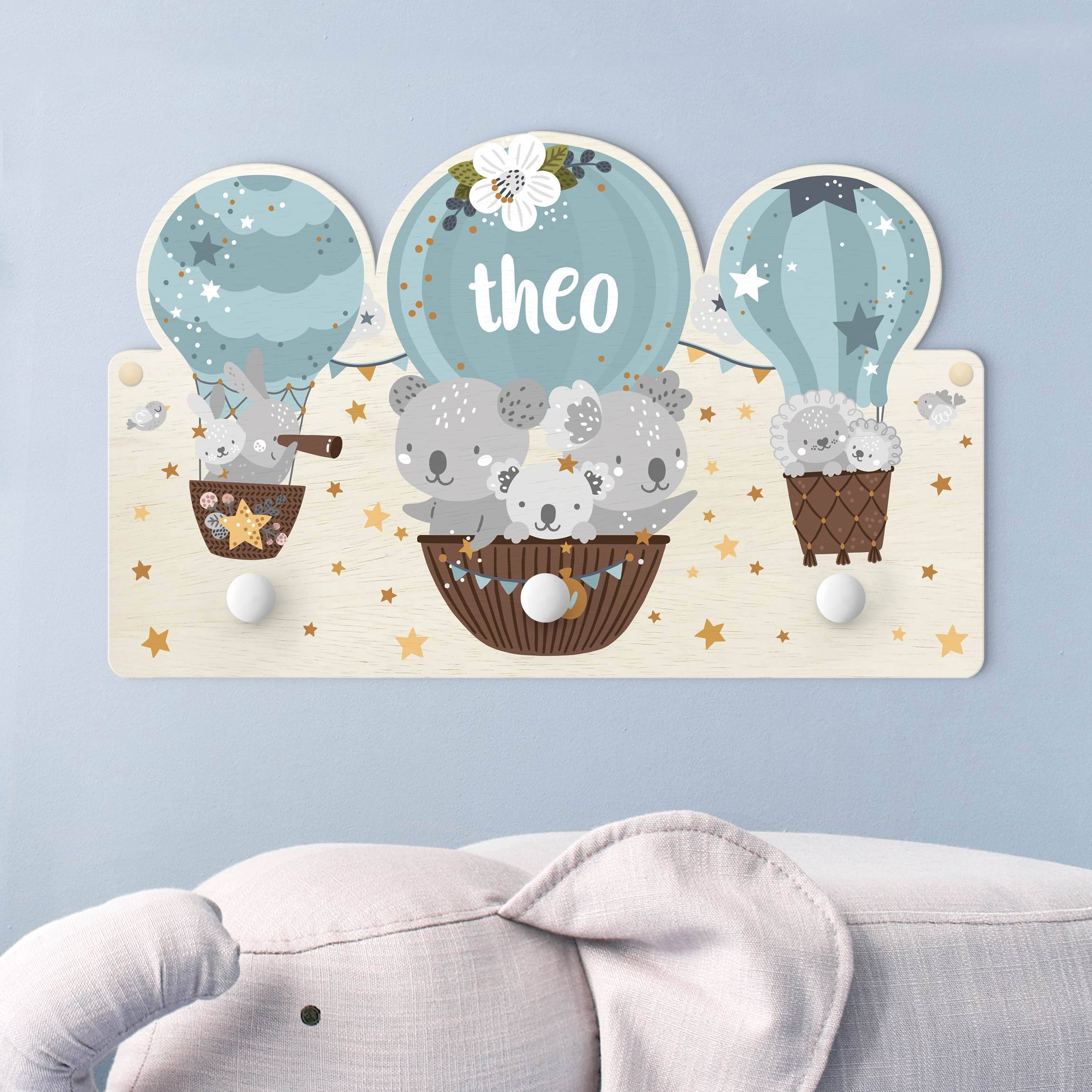 Kindergarderobe Holz mit Namen Tiere in Ballons mit Wunschname blau