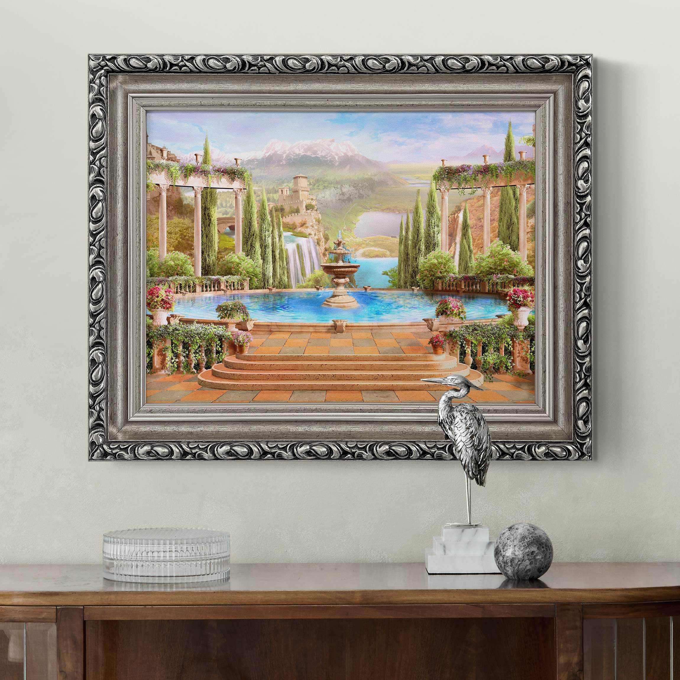 Leinwandbild in Barockrahmen Traumhafter Garten mit Ausblick auf die Berge