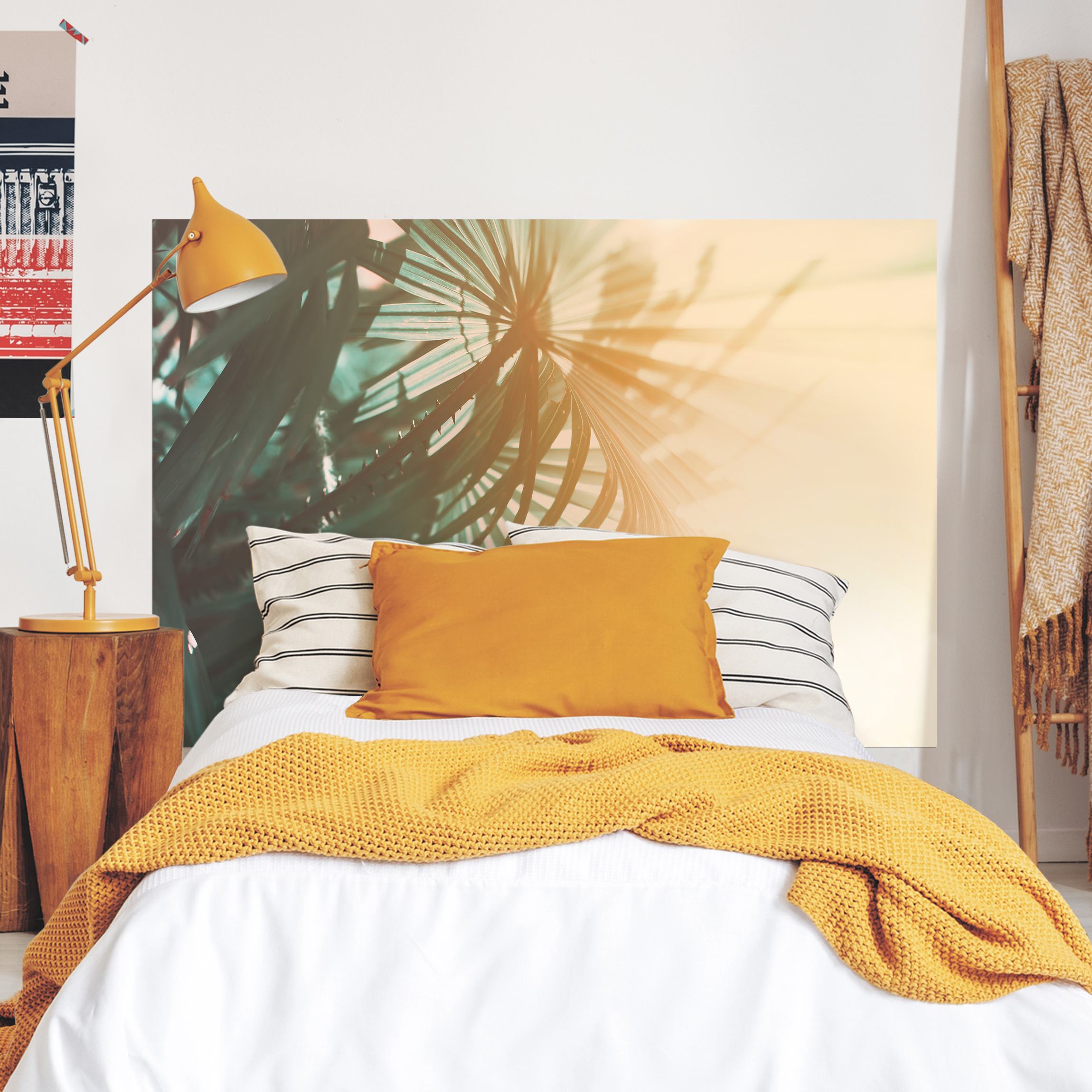 Kopfteil Bett Tropische Pflanzen Palmen bei Sonnenuntergang