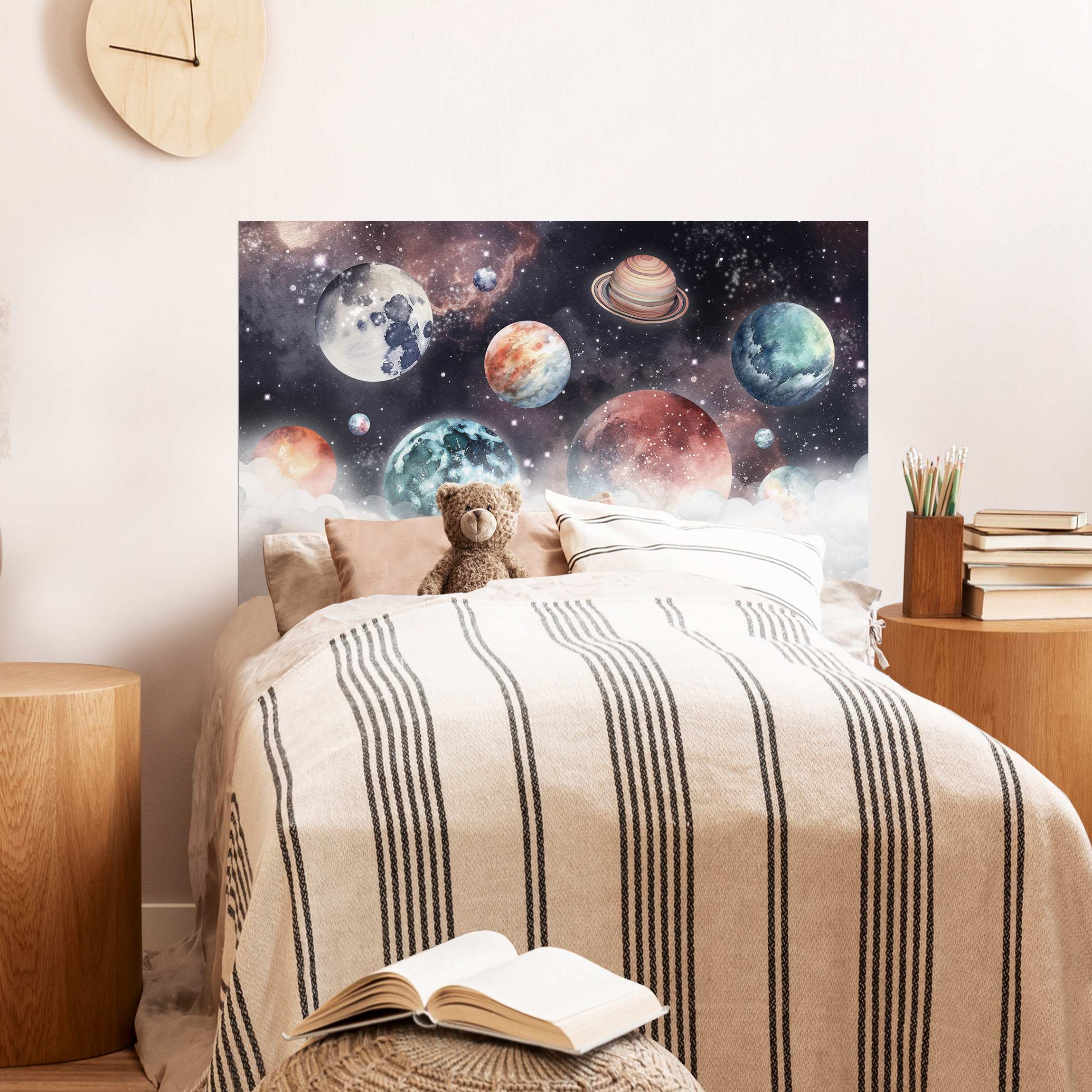 Kopfteil Bett Universum umhüllt von Wolken