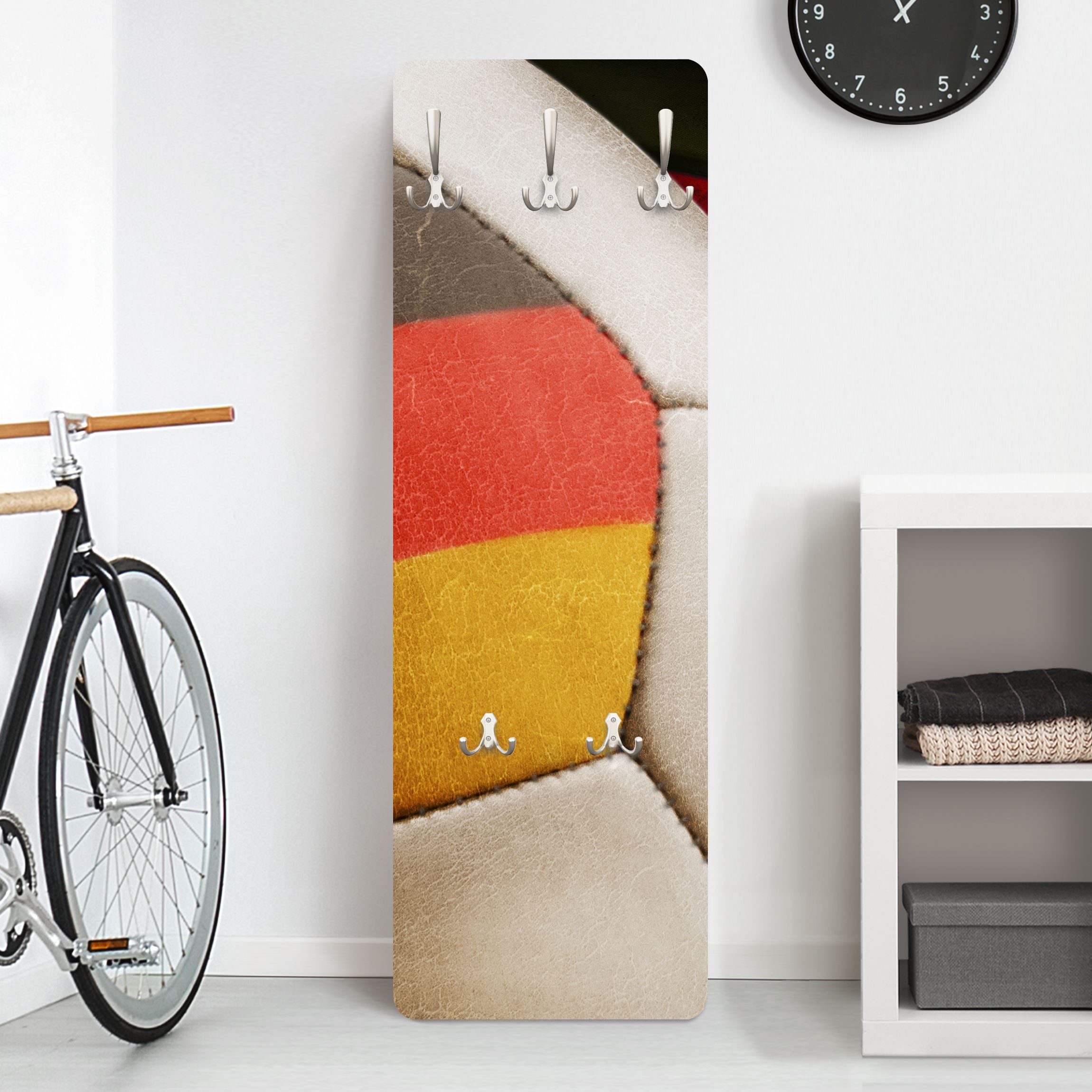 Wandgarderobe Holzpaneel Vintage Fußball Deutschland