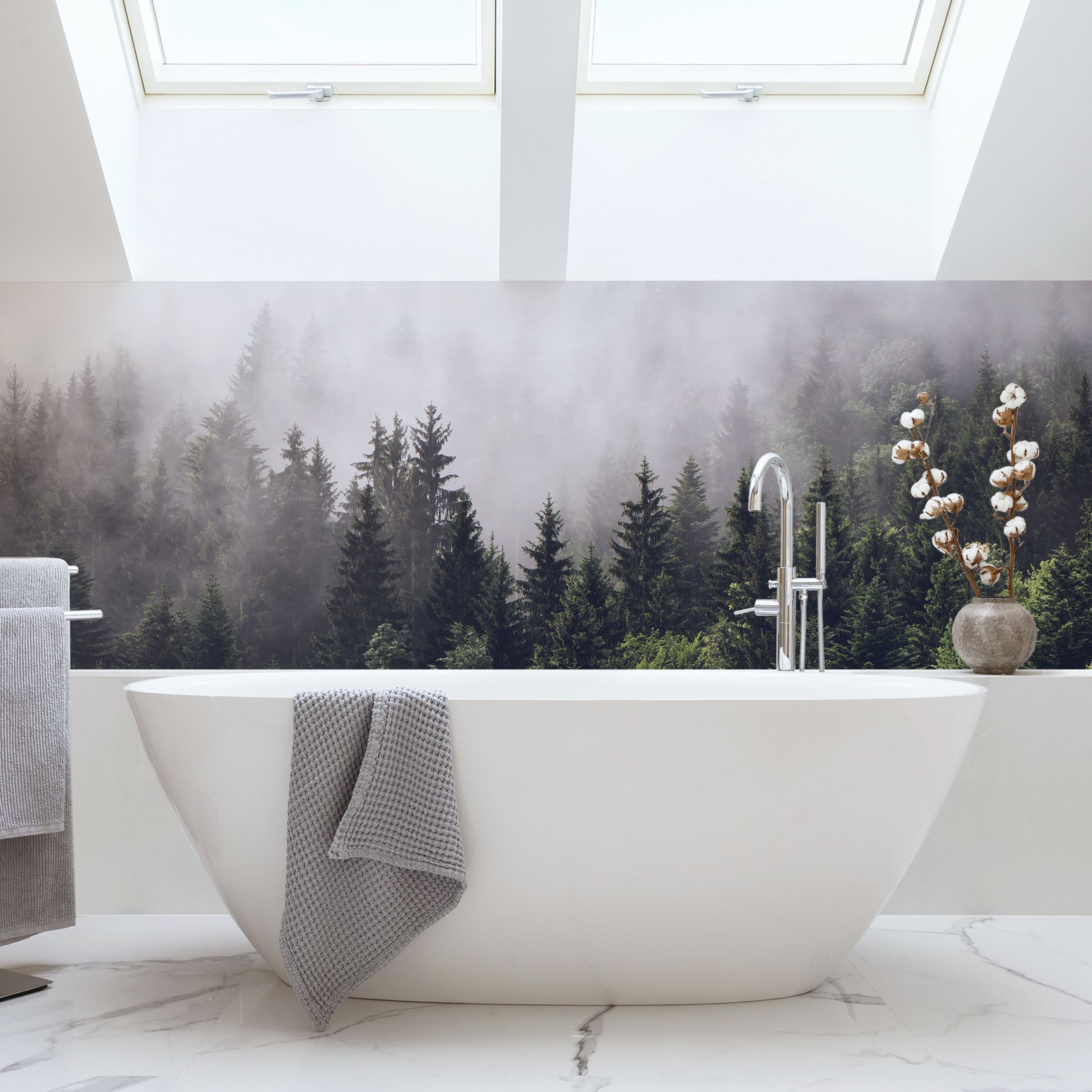 Wandverkleidung Bad Wald im Nebel