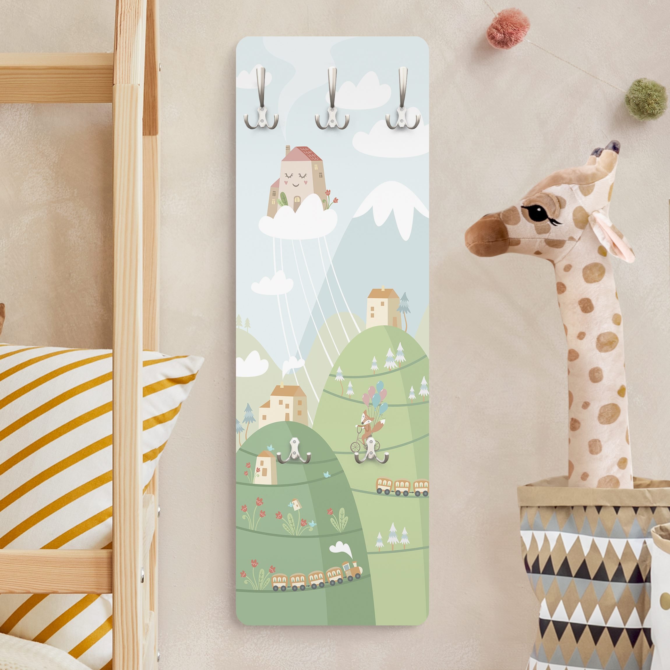 Wandgarderobe Holzpaneel Wald mit Häusern und Eisenbahn