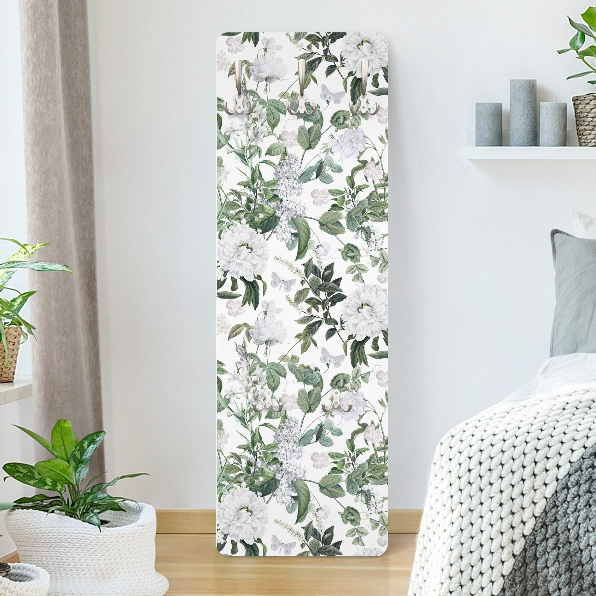 Wandgarderobe Weiße Blüten und Schmetterlinge