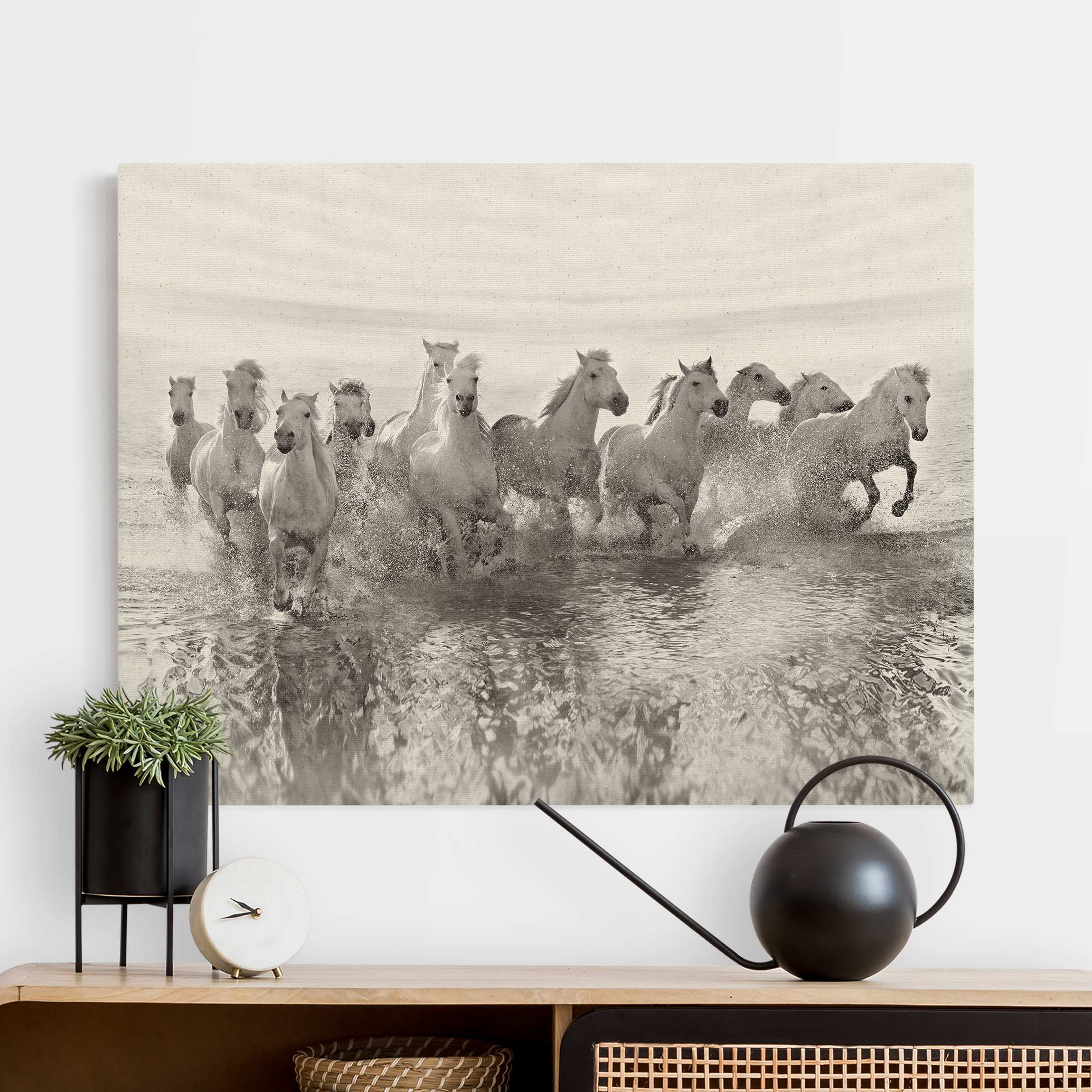 Leinwandbild auf Canvas Natural Weiße Pferde im Meer