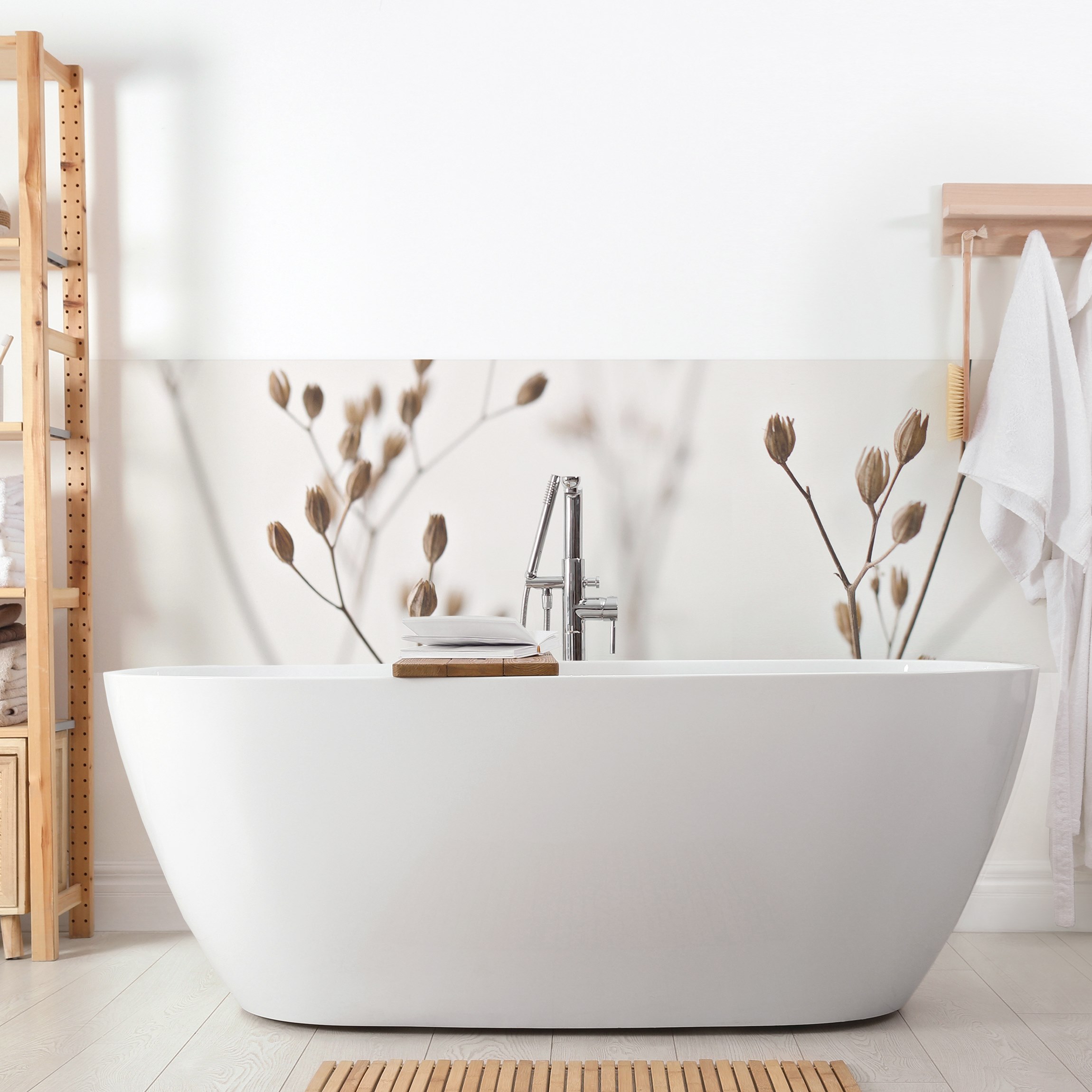 Wandverkleidung Bad Zarte Knospen am Wildblumenzweig