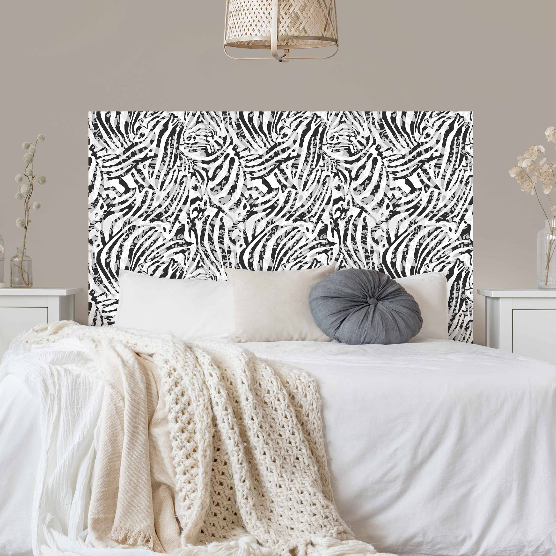 Kopfteil Bett Zebramuster in Grautönen