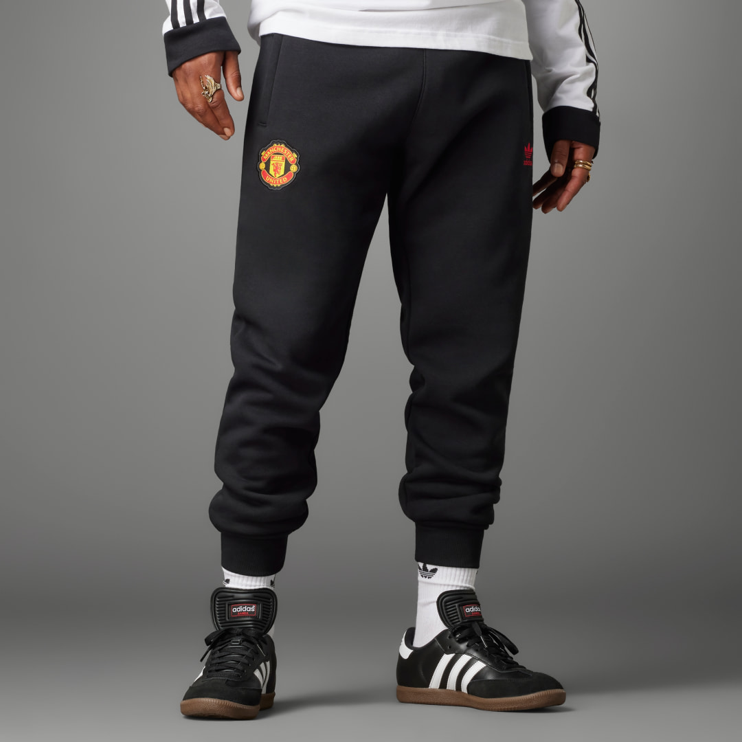 Manchester United Essentials Trefoil Hose