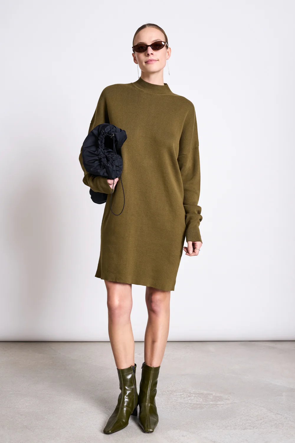 JAN 'N JUNE Damen vegan Strickkleid Nuna Woody Olive