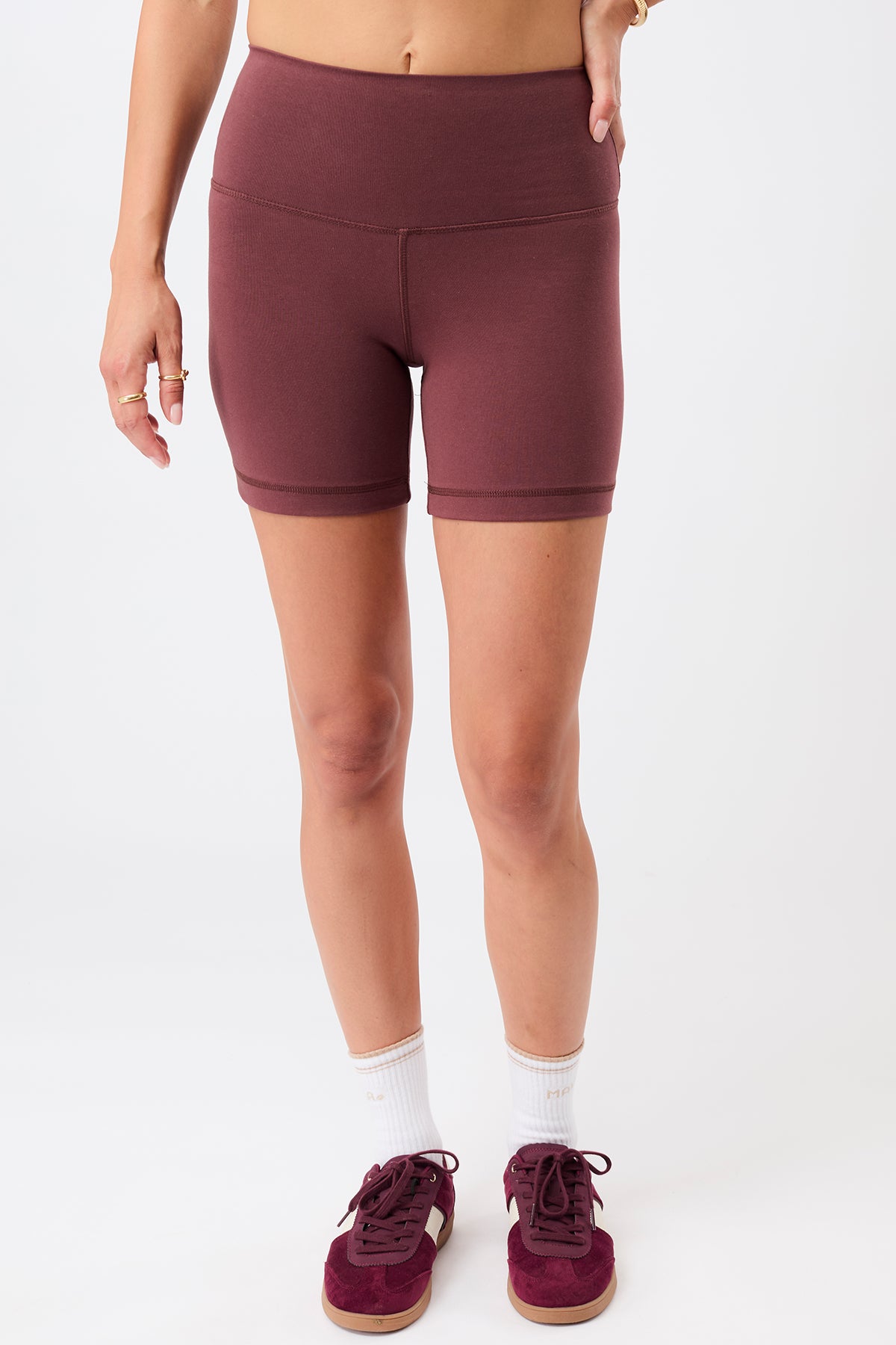 MANDALA Damen vegan Biker Shorts Rosenholz