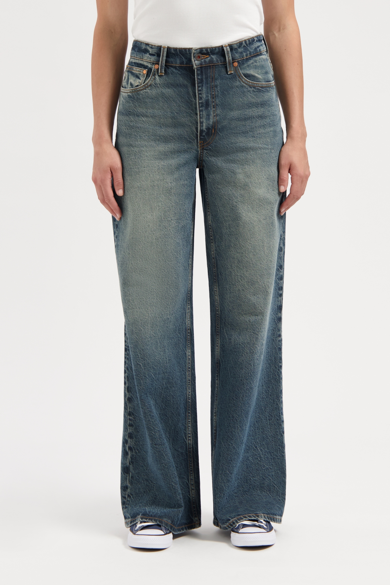 Kuyichi Damen vegan Jeans Flare Harper Retro Blau