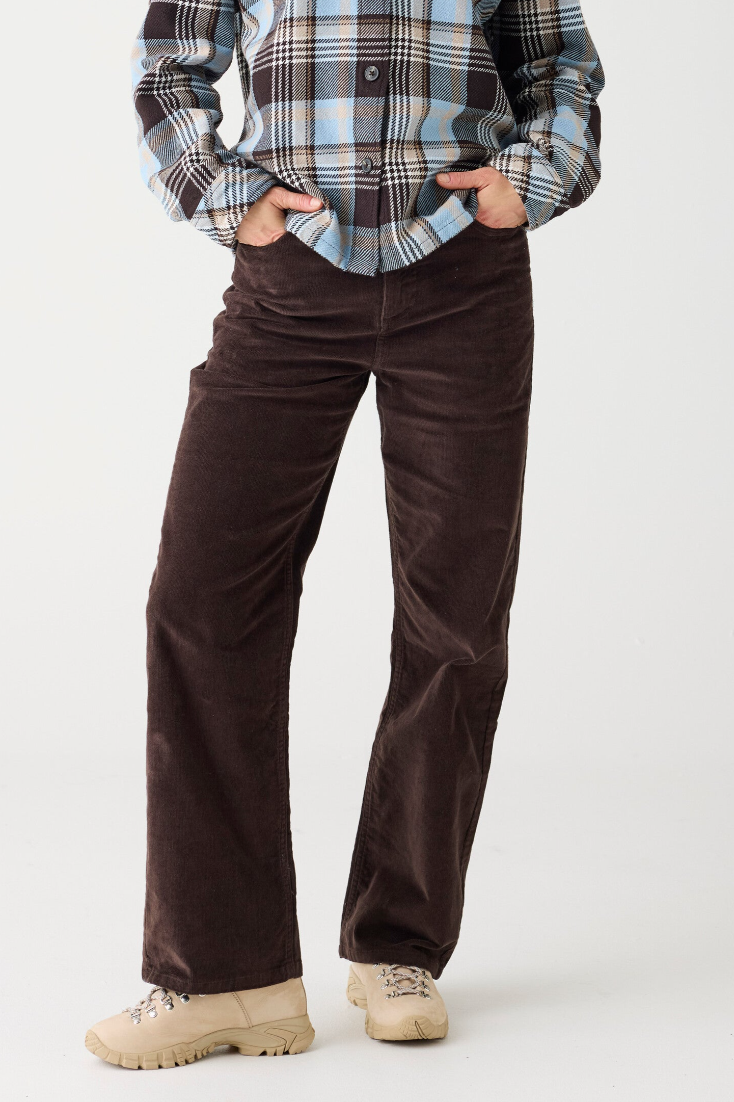 KnowledgeCotton Apparel Damen vegan Hose Bora Wide Corduroy Chocolate Torte