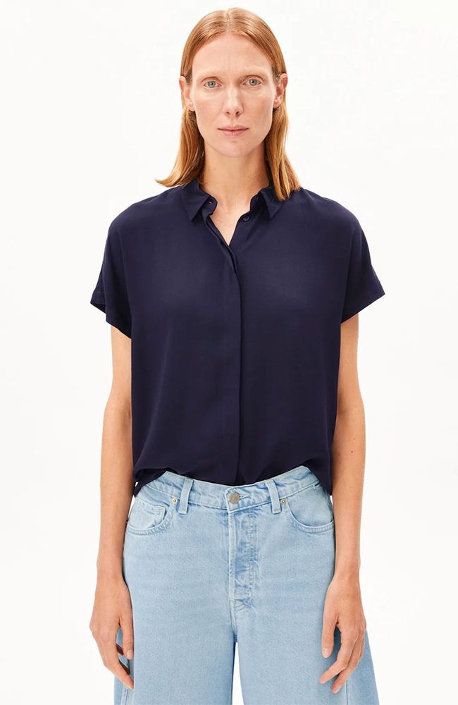 ARMEDANGELS Damen vegan Bluse Larisaana Tinted Navy