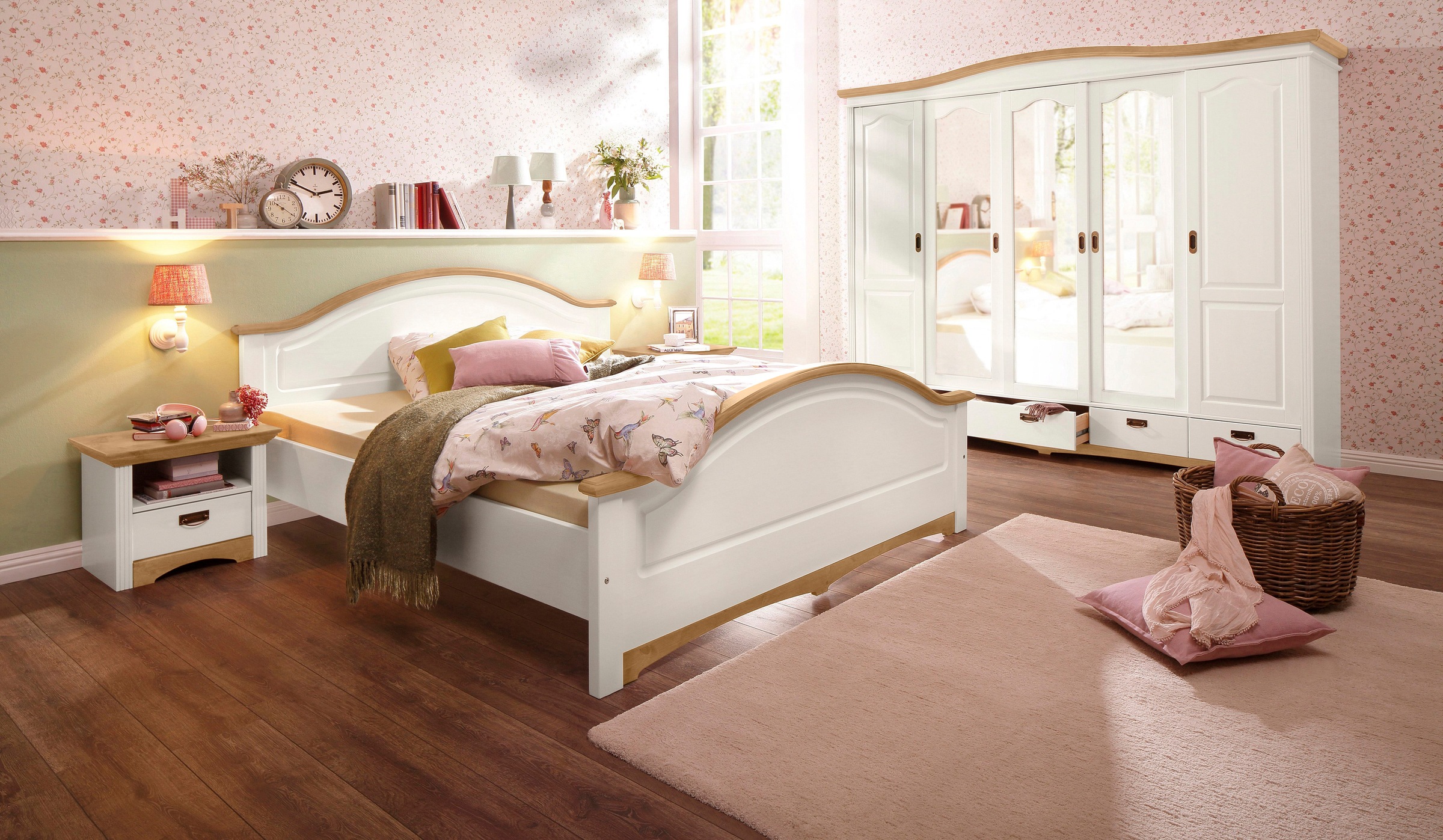 OTTO home Schlafzimmer-Set 'Konrad, komplettes Schlafzimmer mit großem Schrank' Set, Kleiderschrank 5 türig mit Schubladen, 2 Nachttische, Bett 180x200cm, 4 Stk. tlg. mit 5-trg. Kleiderschrank, Bett 180/200 cm und 2 Nachttischen
