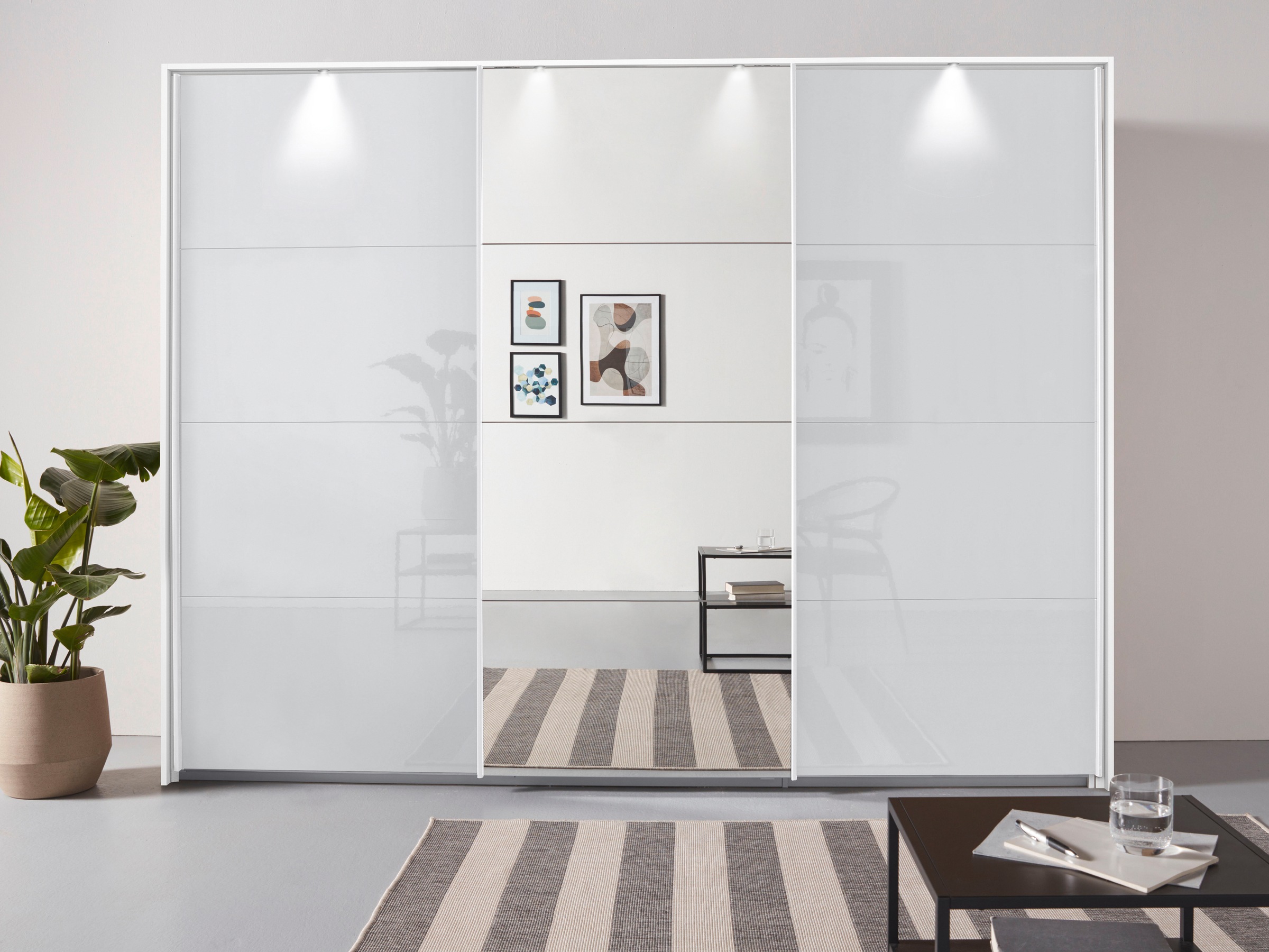 rauch Schwebetürenschrank 'Kleiderschrank Schrank Garderobe OTELI inkl. 3 Innenschubladen' Breiten 211/278/323/368 cm Höhen 214/233 cm, mit Mittelspiegel und Passepartout optional mit Beleuchtung