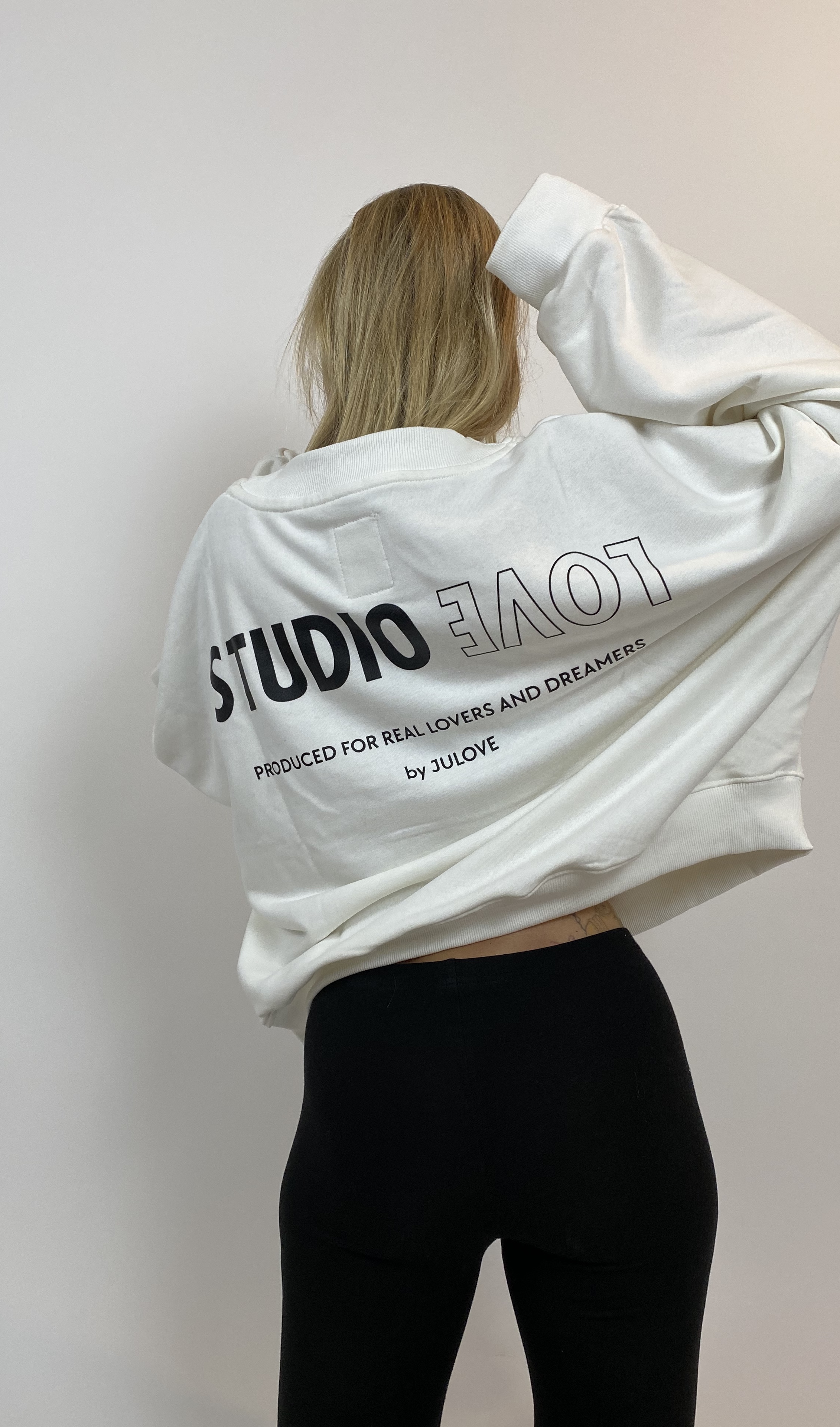 COCOON SWEATER STUDIO LOVE