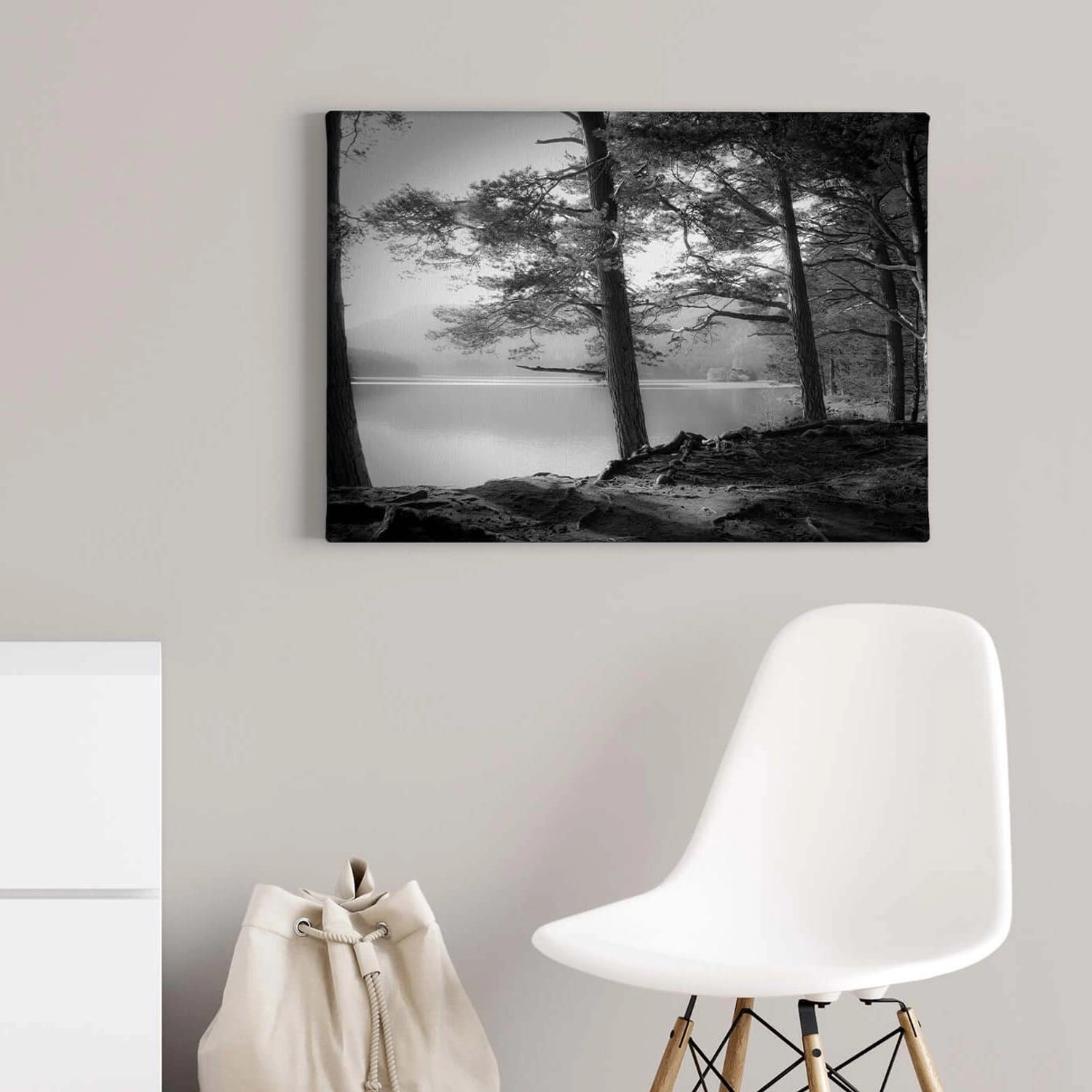 Bricoflor Wandbild Mit See Leinwand Bild Mit Wald In Schwarz Weiß Für Flur Und Schlafzimmer Landschaft Bild Auf Leinwand Und Keilrahmen