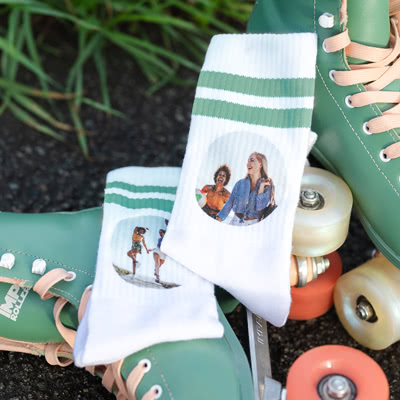 Personalisierte Socken mit KI-Filter Rot Grösse 27-31