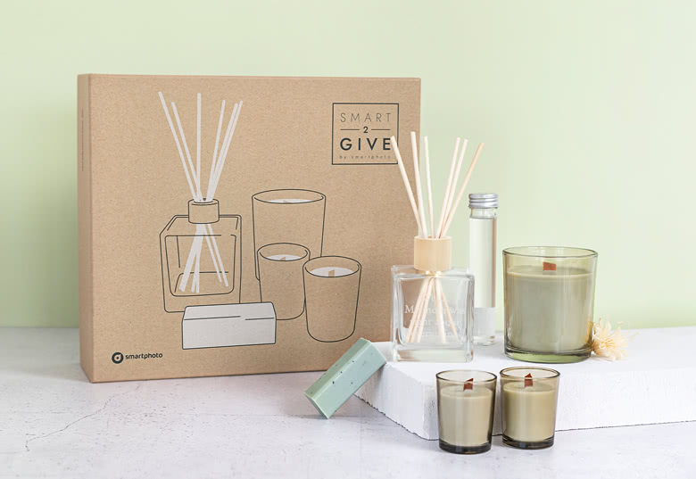 Wellness Geschenkset - Smart2Give mit Duftkerzen, Raumduft & Seife (Cotton Green)