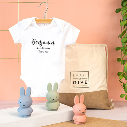 Geschenkset zur Geburt (Baby-Body & Miffy Spardose Blau, One-size 6-12 Monate)