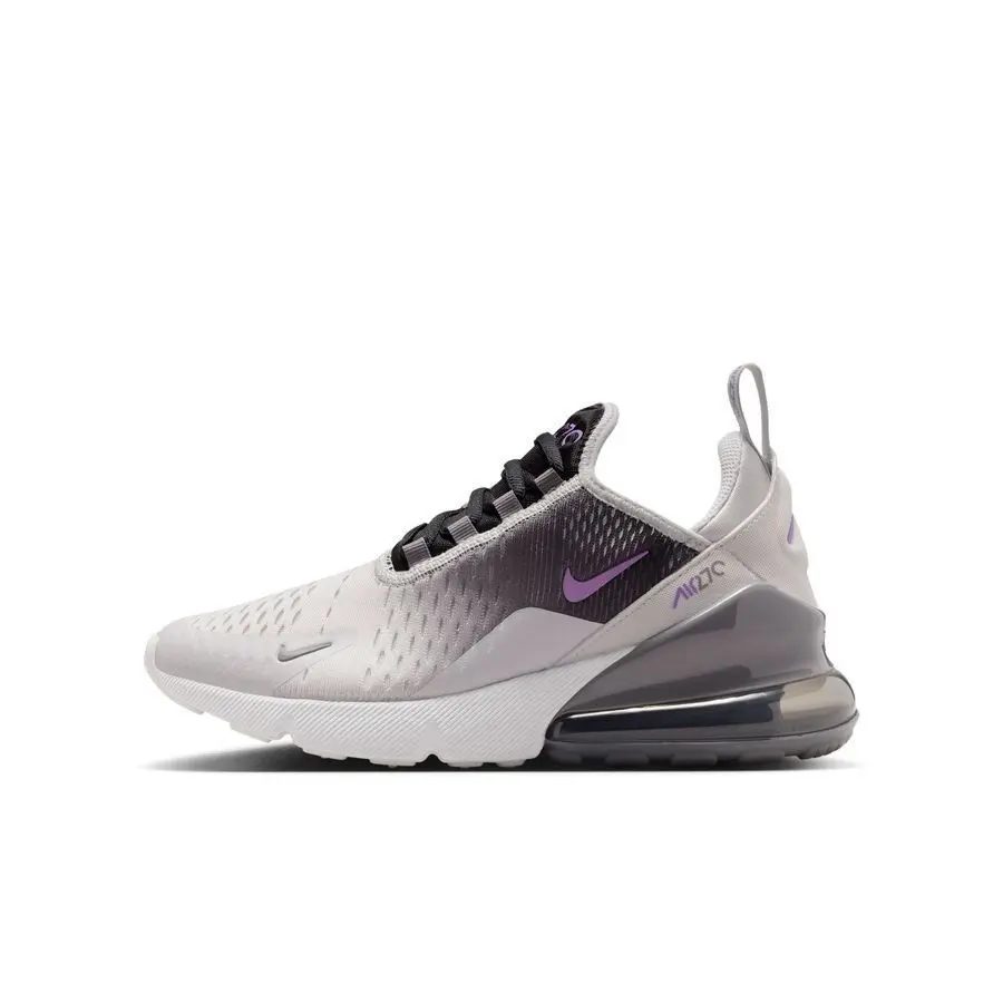 Baskets neu interpretiert Kind Nike AirMax 270