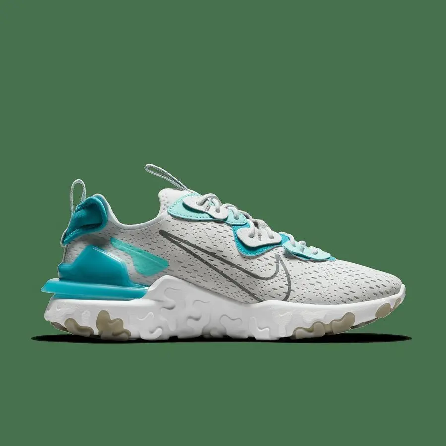 Baskets Nike React Vision