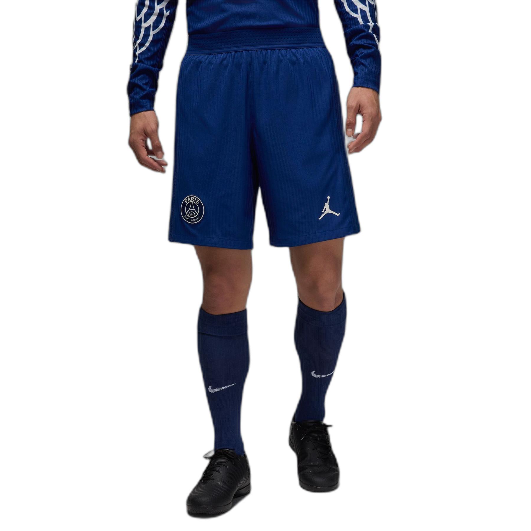 Kurzes Authentisches Viertel PSG Match 2024/25