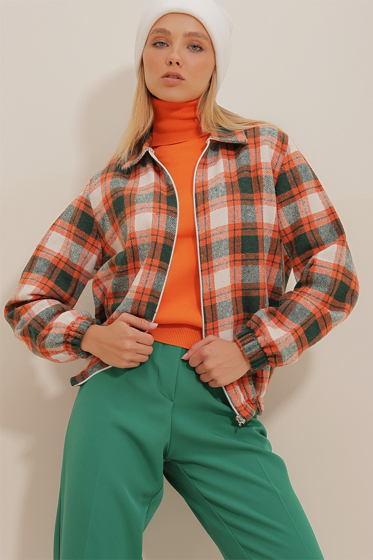 Trend Alaçatı Stili Orange Gemusterte Bomberjacke Mit Reißverschluss Und Elastischer Taille für Damen - M