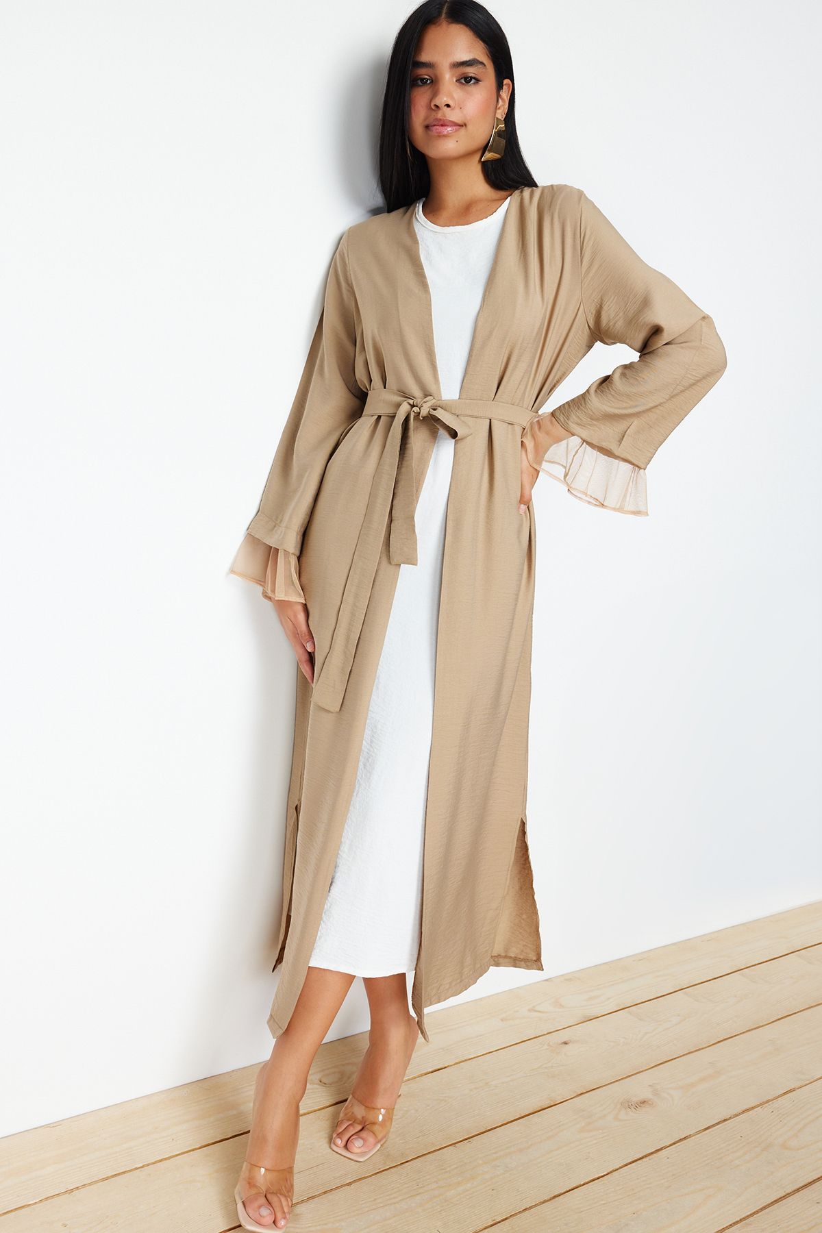 Trendyol Modest Gewebte Kappe Mit Gürtel Und Tülldetail In Nerzfarbe, Ferace Und Abaya für Damen - 36