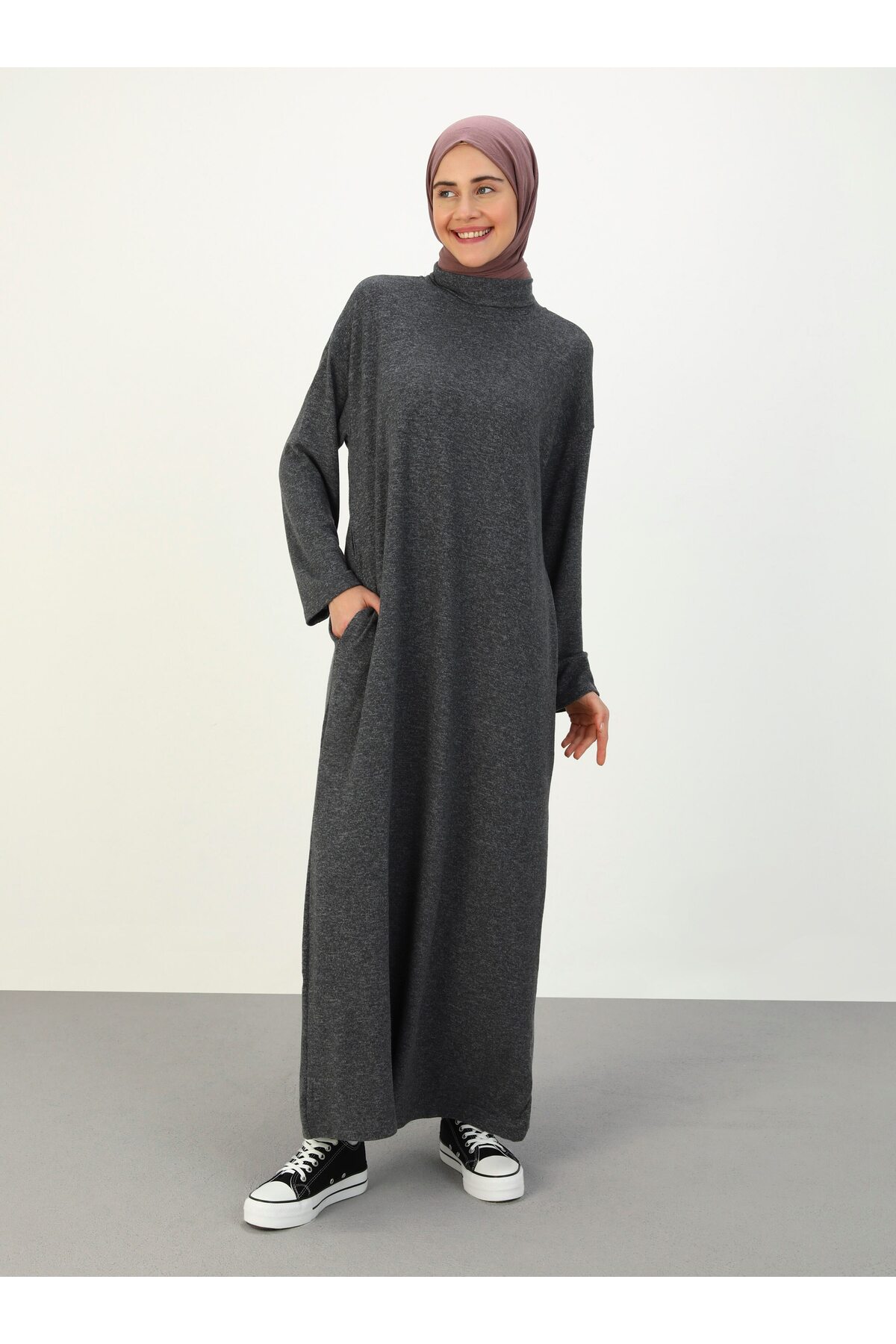 Benin Bequemes, Geschnittenes Hijab-kleid Aus Baumwollstoff – Dunkelgrau – Benin für Damen - 2XL