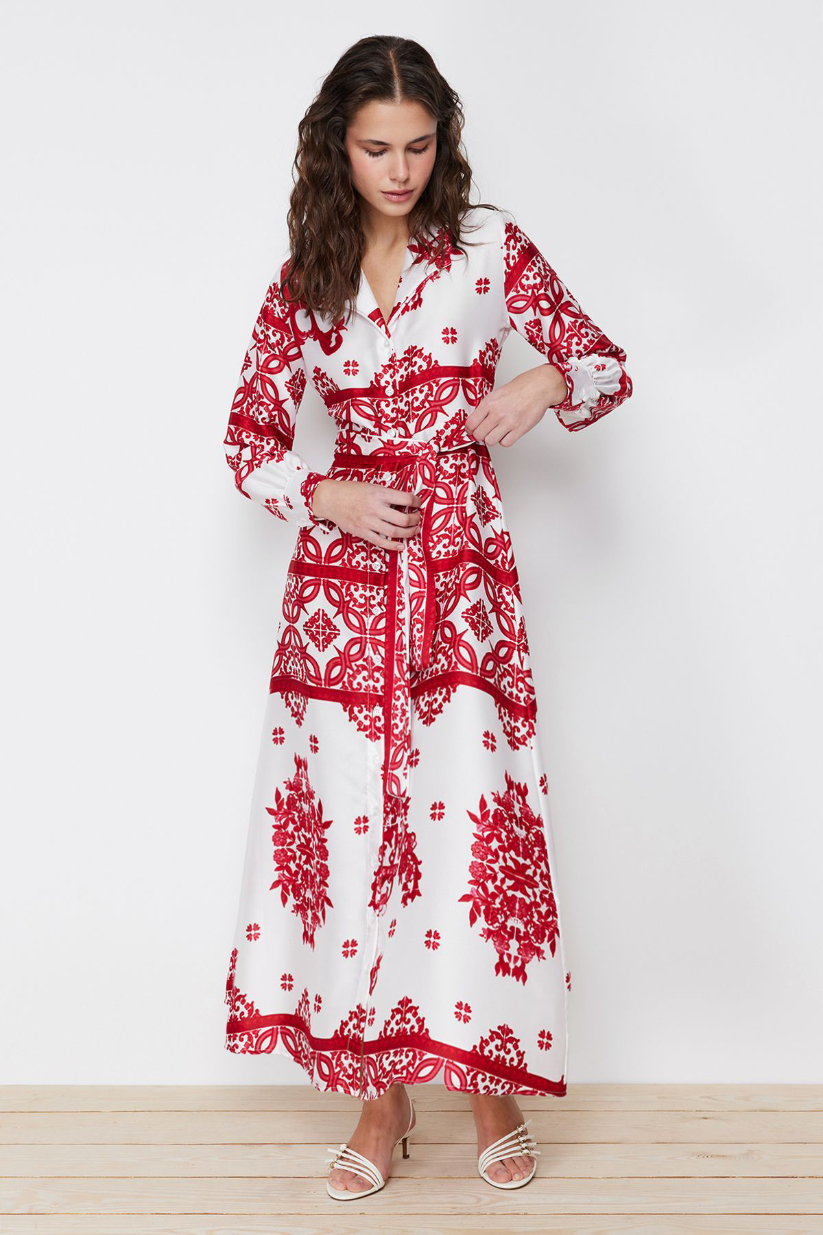 Trendyol Modest Gemustertes Hemd-abendkleid Aus Gewebtem Satin In Fuchsia für Damen - 42