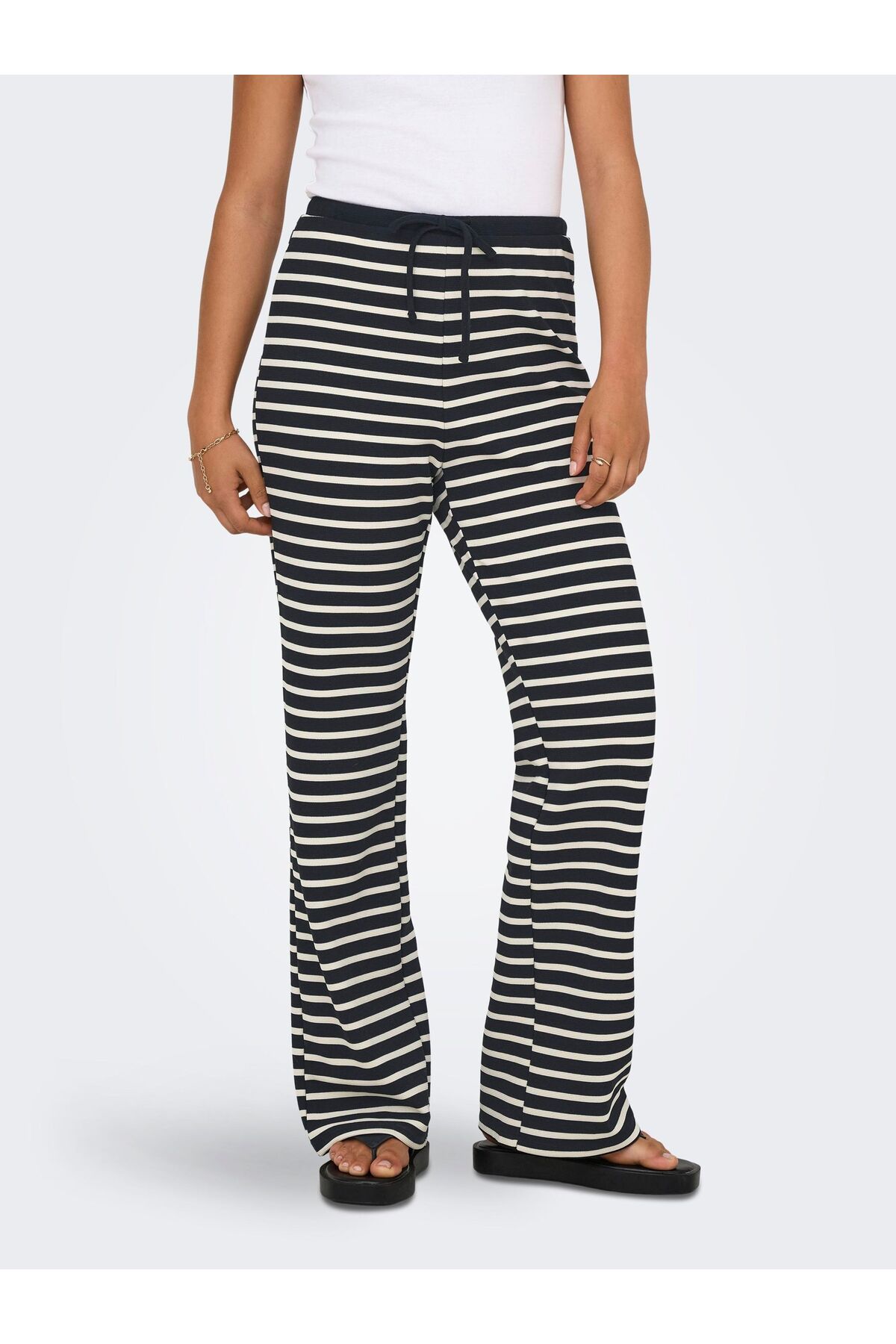 ONLY Jogginghose Onlfabiola Locker Geschnitten Jogginghose für Damen - M