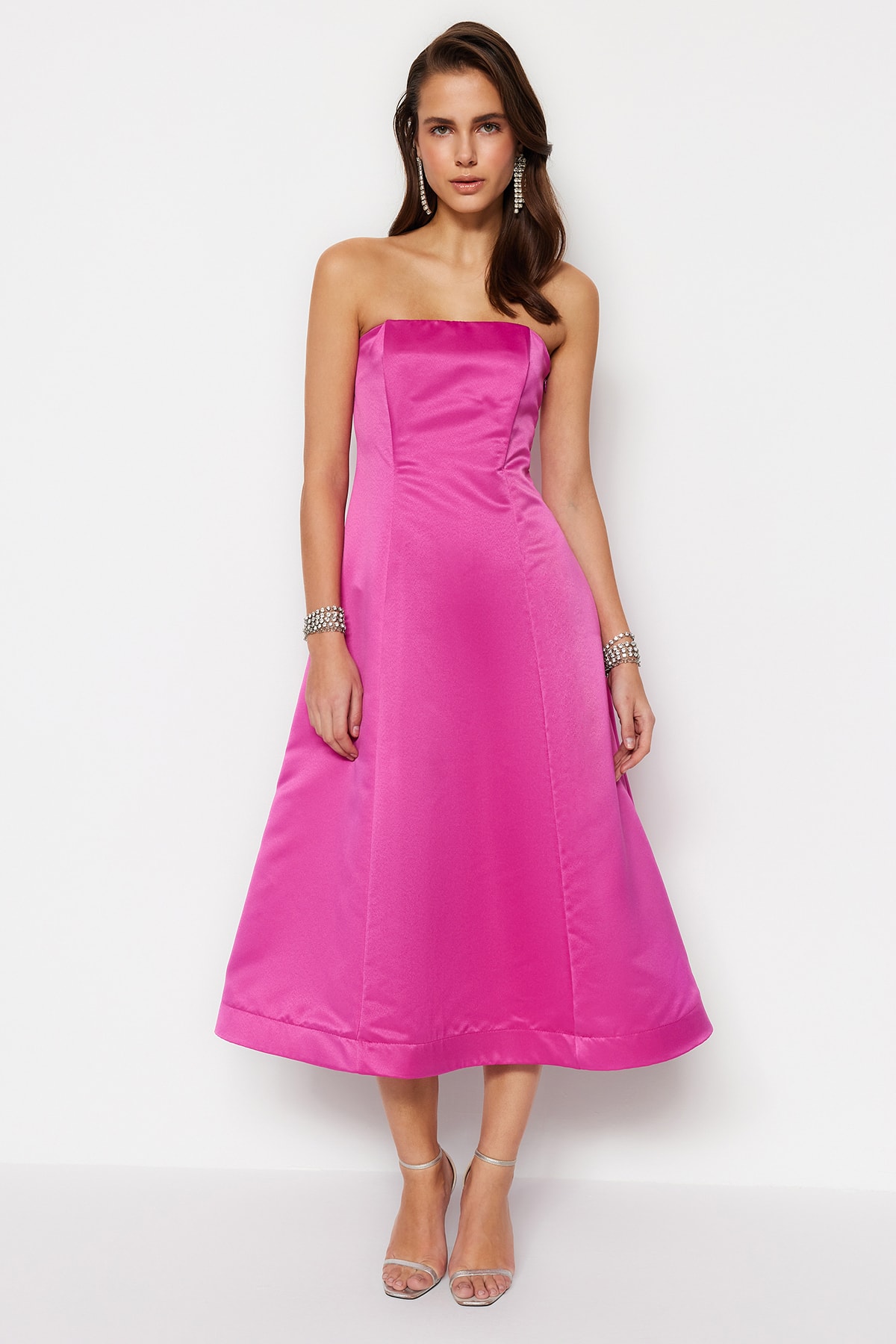 Trendyol Collection Fuchsia Satin Abendkleid A-cut Abendkleid für Damen - 38