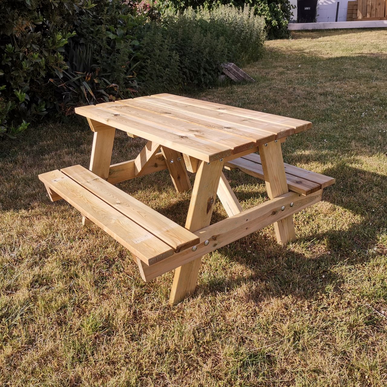 Kinder-Picknick-Tisch Lara, ca. 90 x 30/55 x 50/90 cm ''