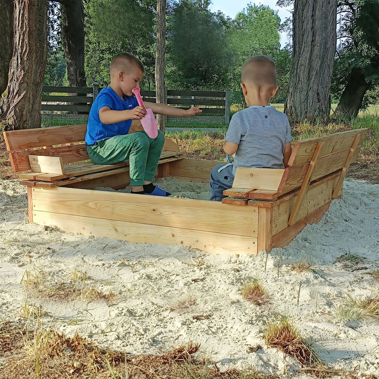 Sandkasten Felix 150 x 150 x 30 cm, Lärche naturbelassen ''