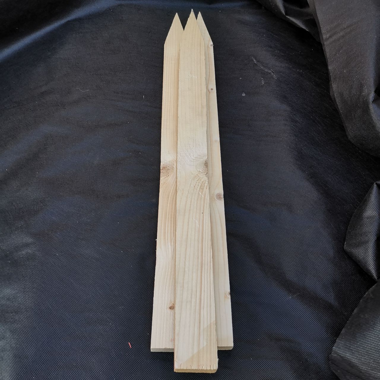 Markierungspfahl - Stützpfahl aus Fichte 26x46x700 mm, naturbelassen '20er Set ohne Signalfarbe'