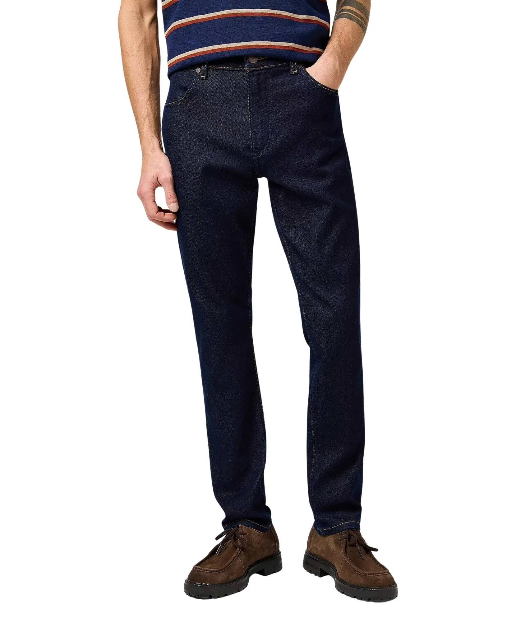 Wrangler Tapered Jeans Larston in Moonlight Rinse