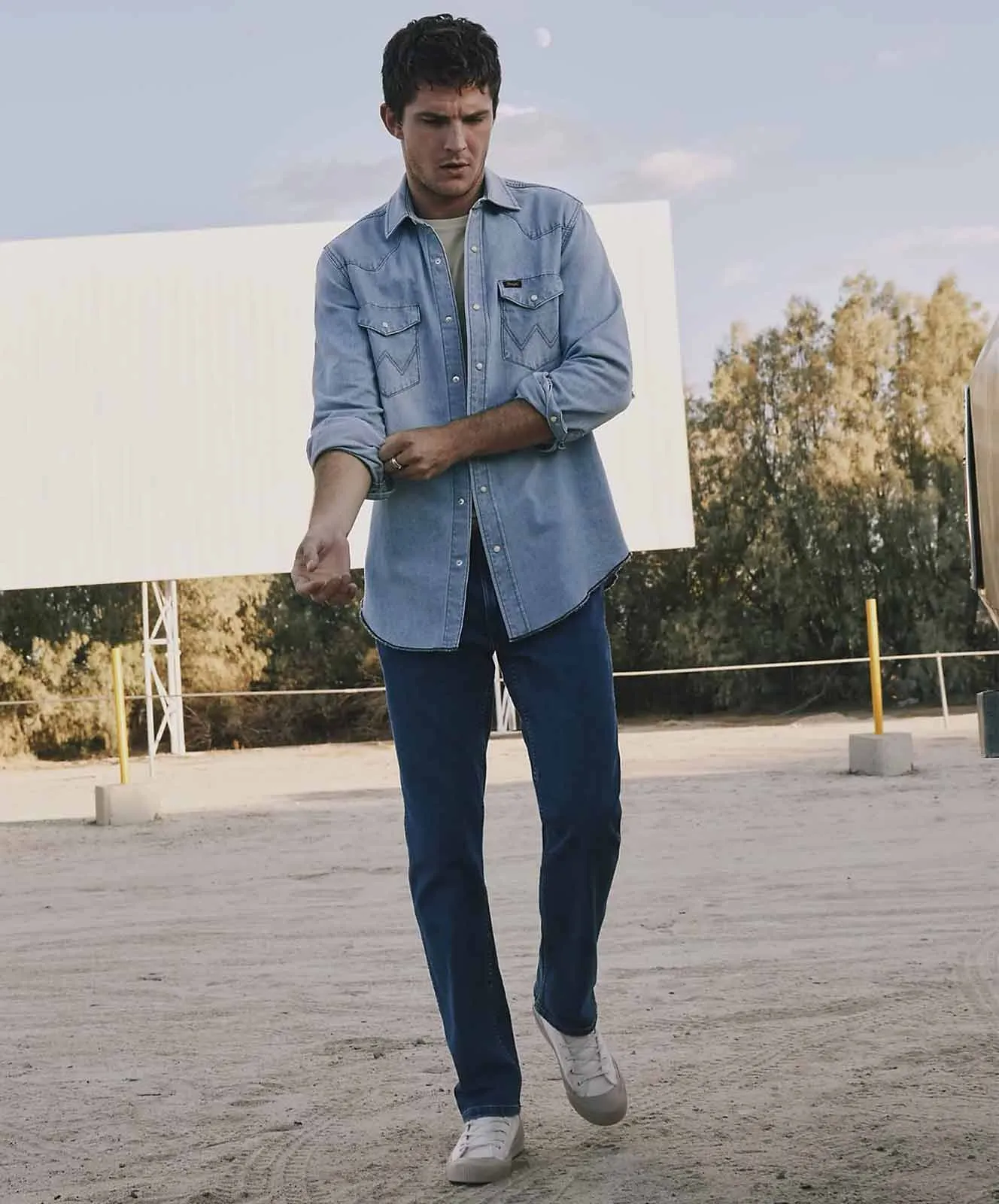 Wrangler Straight Jeans Greensboro in The Stone Ride