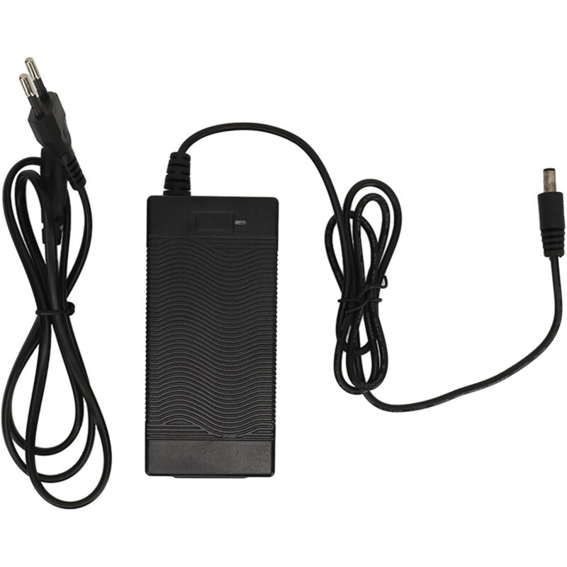 42V 1,5A Ladegerät für KUGOO 8-Zoll Elektroroller – 100–240V Netzladegerät – EU-Stecker