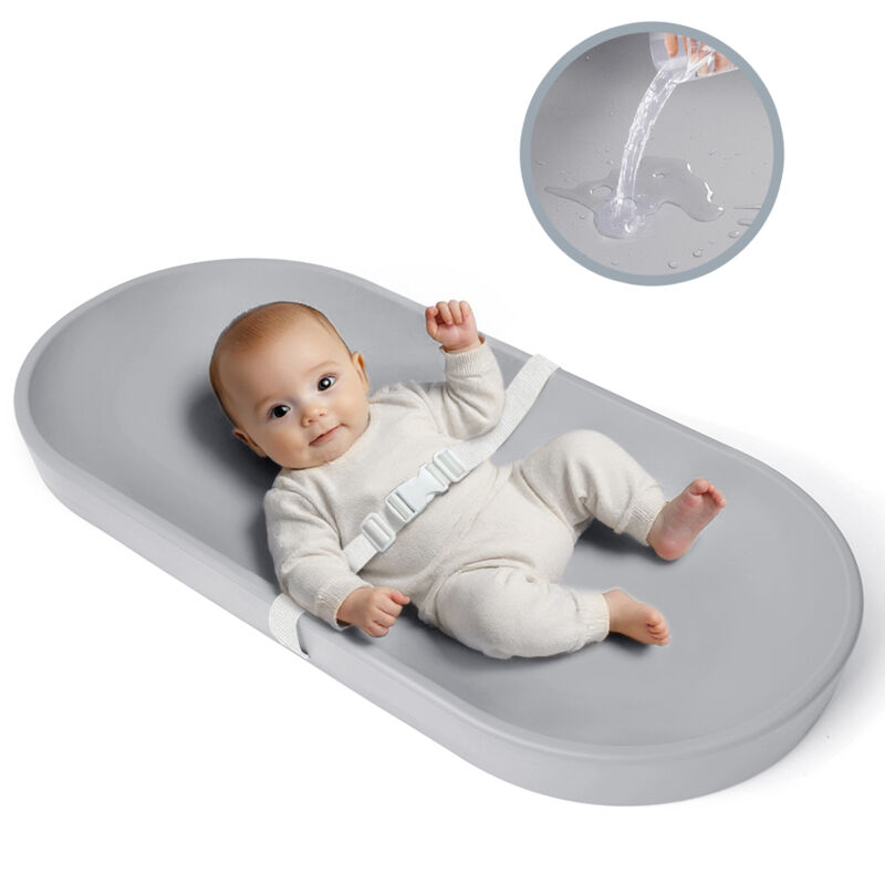 COMOMY Baby Wickeltischauflage Wickelmatte Polyurethan, Abwaschbare Wickelauflage mit Sicherheitsgurt, Rutschfest, für Wickeltisch, Hellgrau