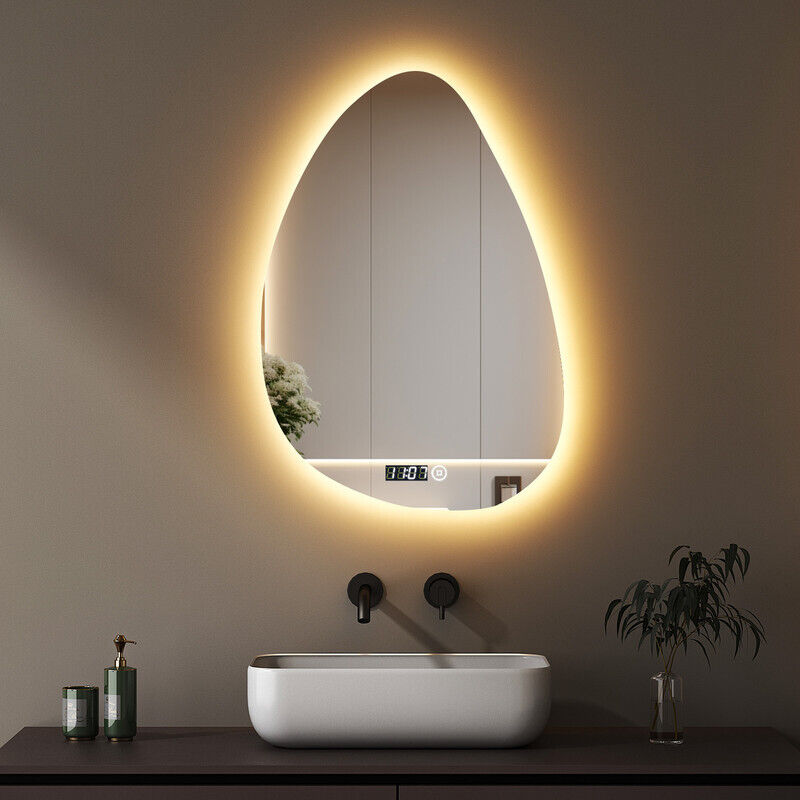 Asymmetrischer Spiegel mit Beleuchtung und Uhr Badspiegel mit Beleuchtung 55x80cm Spiegel mit Licht Badezimmerspiegel mit Beleuchtung + Uhr,